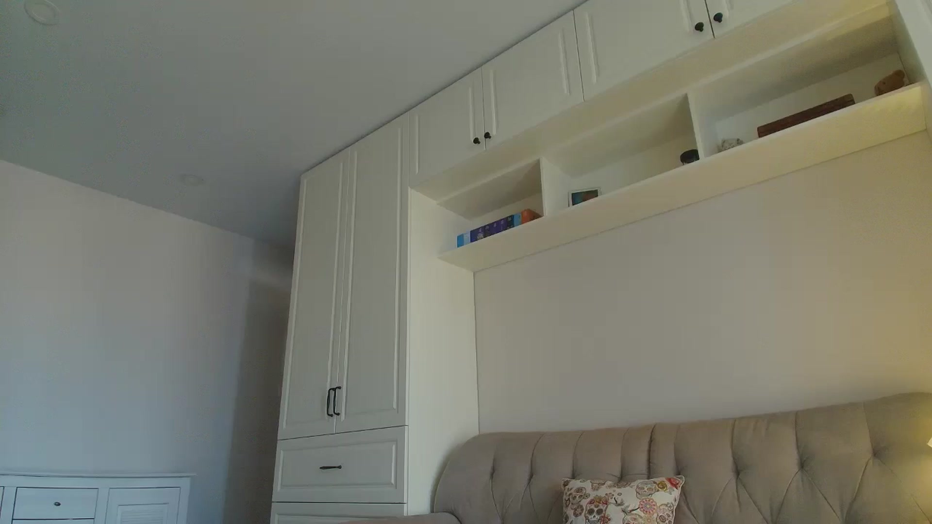 Gallery image thumbnail from Elysewine's myfreecams stream on, 03/08/2026, 08:00 image 19 of 20