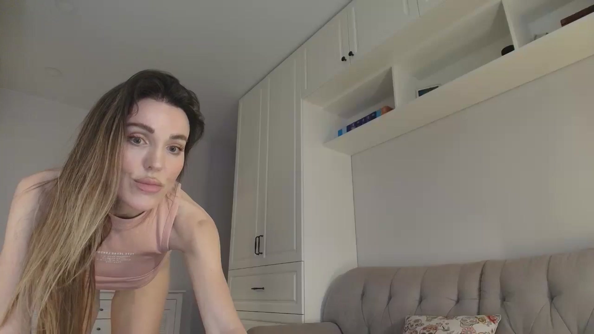 Gallery image thumbnail from Elysewine's myfreecams stream on, 03/14/2026, 08:41 image 11 of 20