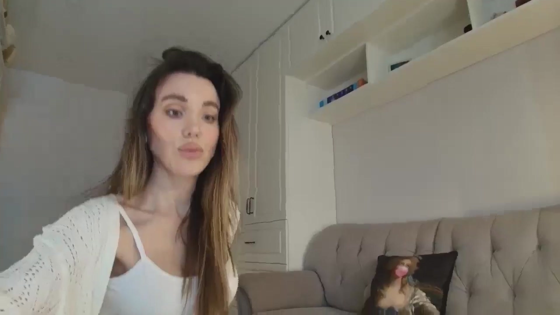 Gallery image thumbnail from Elysewine's myfreecams stream on, 03/15/2026, 07:27 image 10 of 20