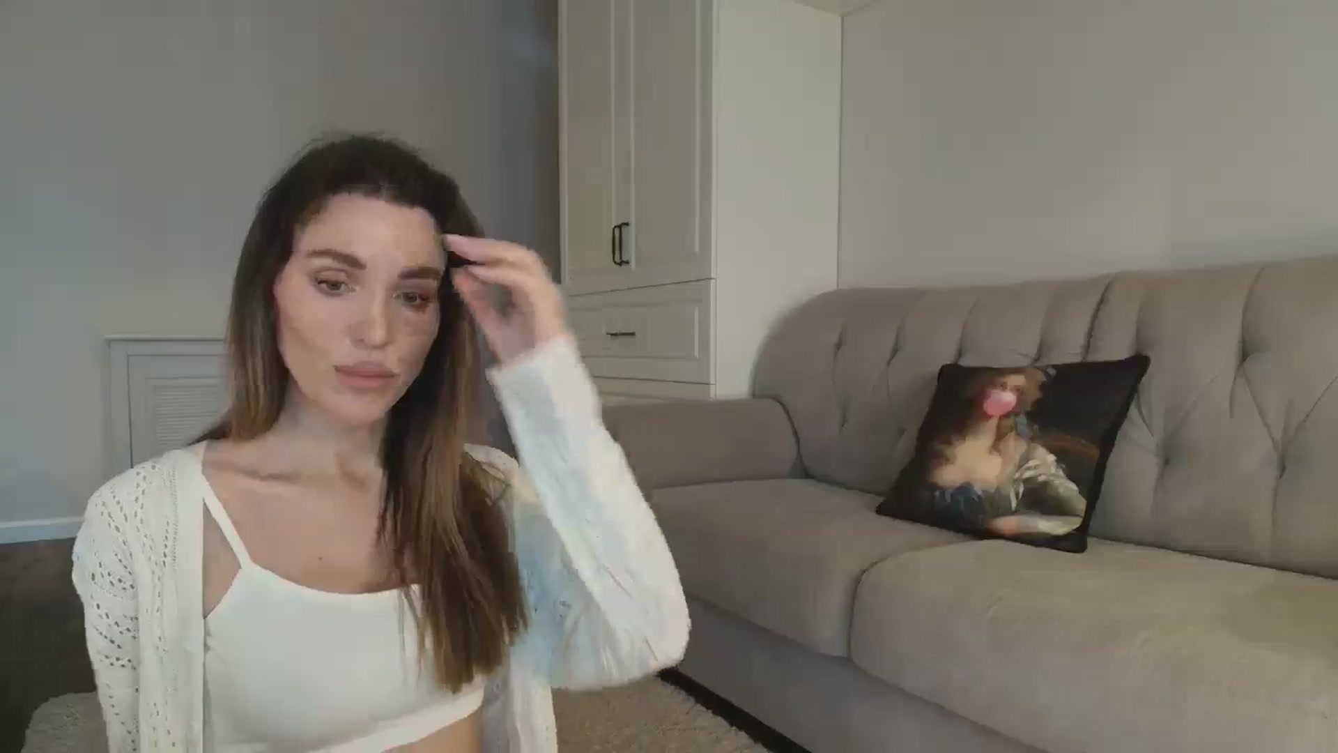 Gallery image thumbnail from Elysewine's myfreecams stream on, 03/15/2026, 07:27 image 7 of 20