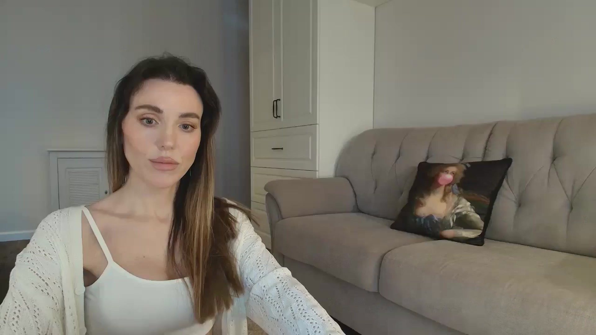 Gallery image thumbnail from Elysewine's myfreecams stream on, 03/15/2026, 07:27 image 8 of 20