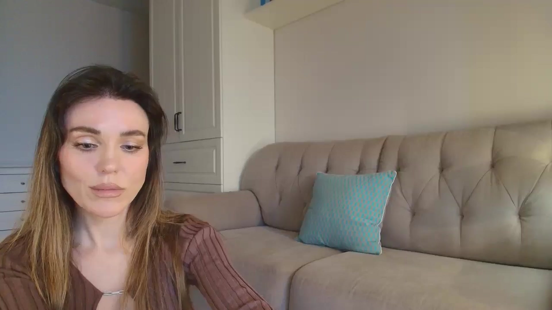 Gallery image thumbnail from Elysewine's myfreecams stream on, 03/22/2026, 09:32 image 2 of 20