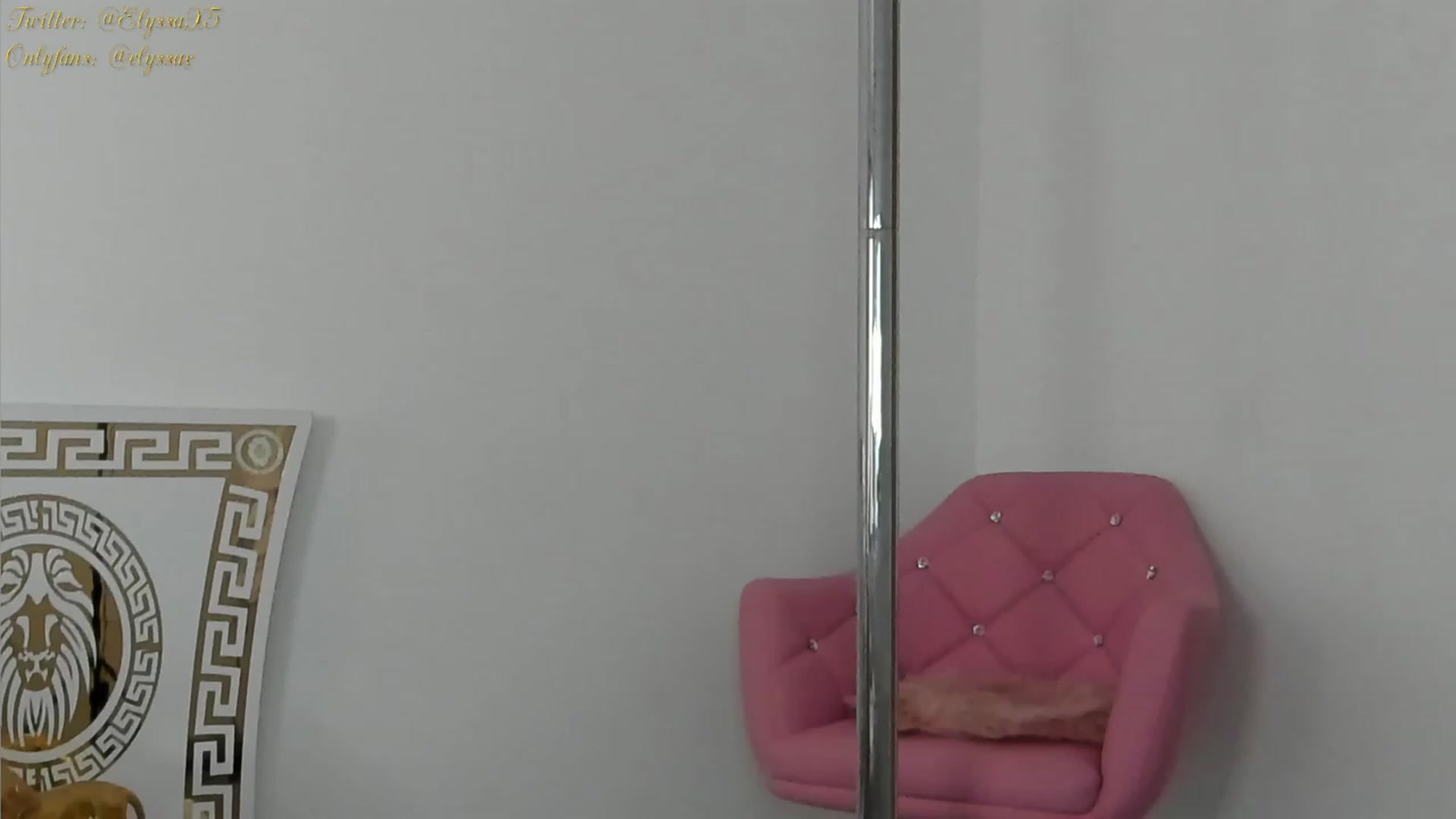 Gallery image thumbnail from Elyssa_'s myfreecams stream on, 11/25/2022, 11:45 image 8 of 20