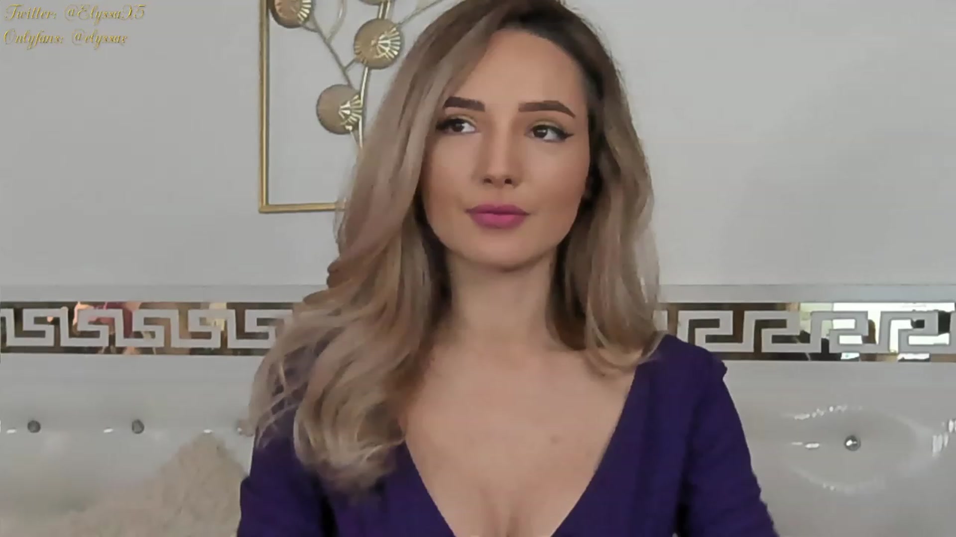 Gallery image thumbnail from Elyssa_'s myfreecams stream on, 11/28/2022, 10:37 image 1 of 20