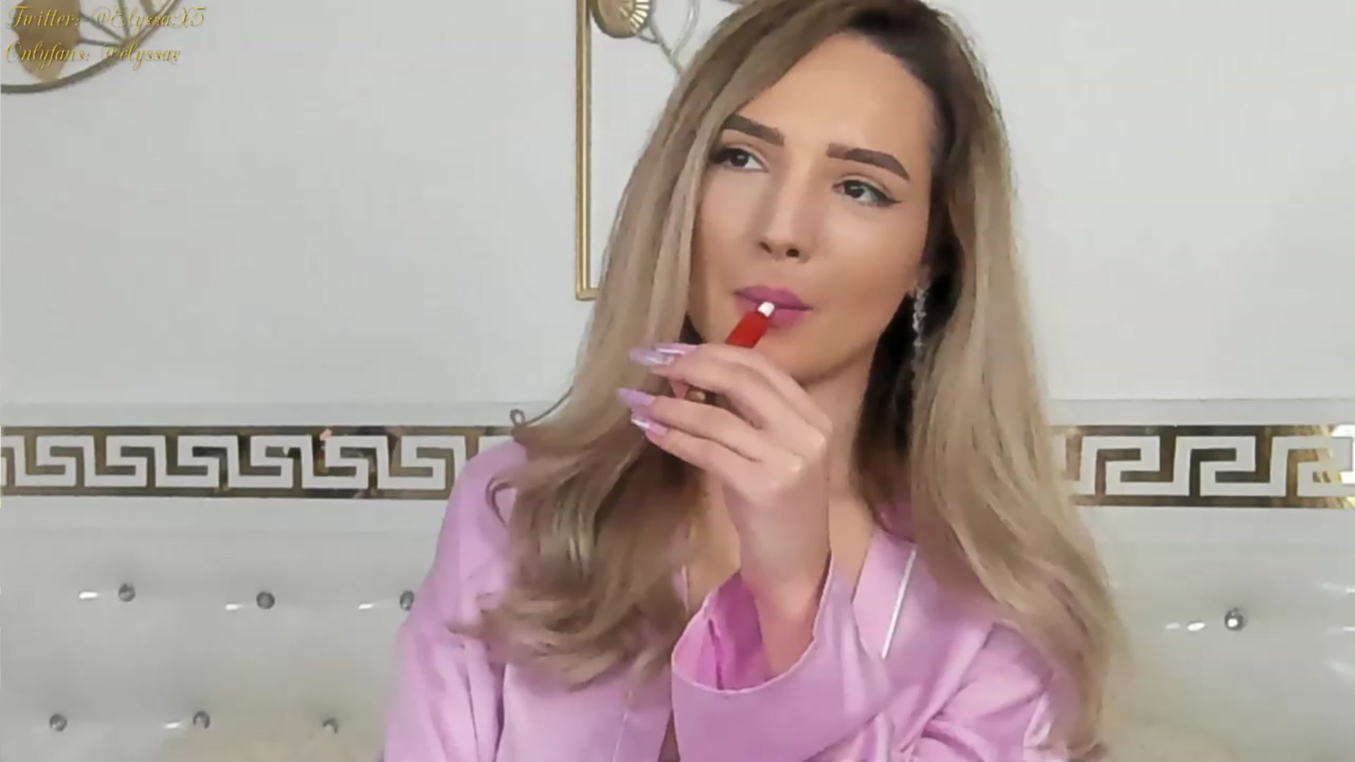 Gallery image thumbnail from Elyssa_'s myfreecams stream on, 12/01/2022, 10:05 image 18 of 20