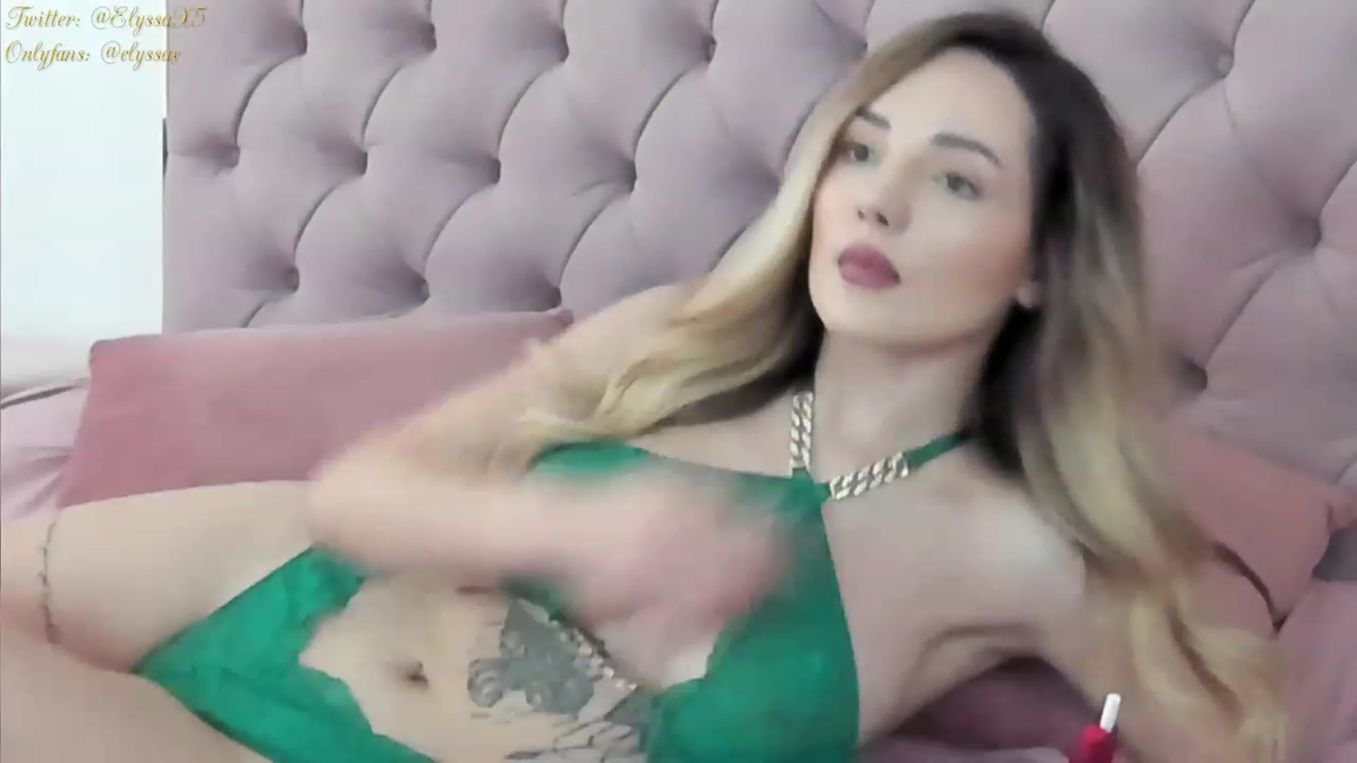 Gallery image thumbnail from Elyssa_'s myfreecams stream on, 04/02/2023, 12:46 image 10 of 20