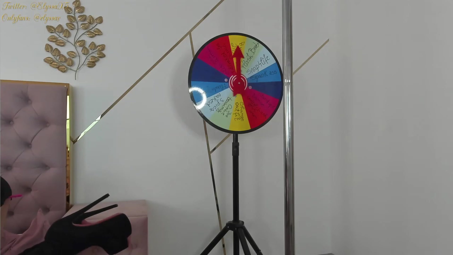 Gallery image thumbnail from Elyssa_'s myfreecams stream on, 04/20/2023, 15:01 image 6 of 20
