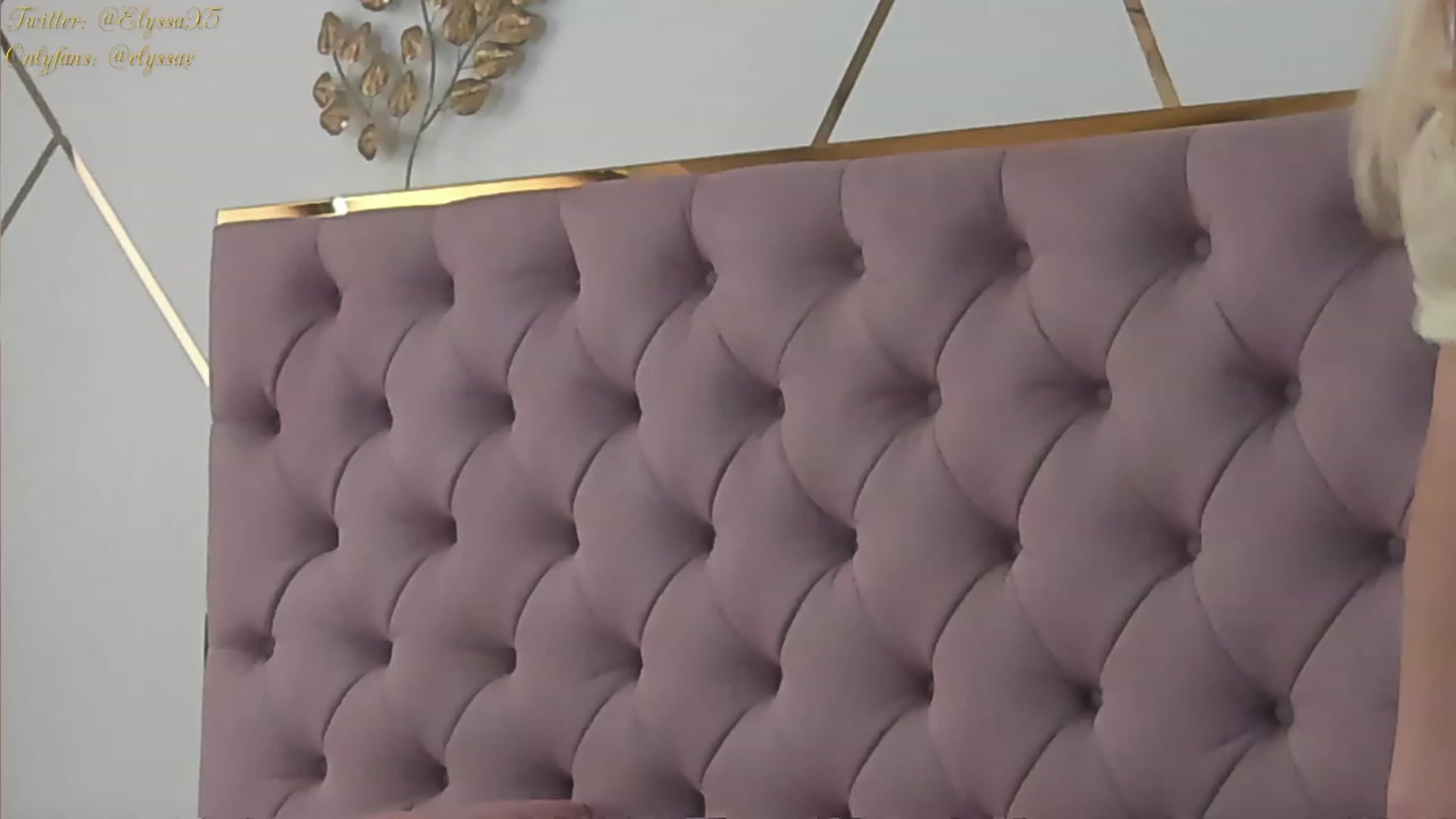 Gallery image thumbnail from Elyssa_'s myfreecams stream on, 05/18/2023, 10:55 image 7 of 20