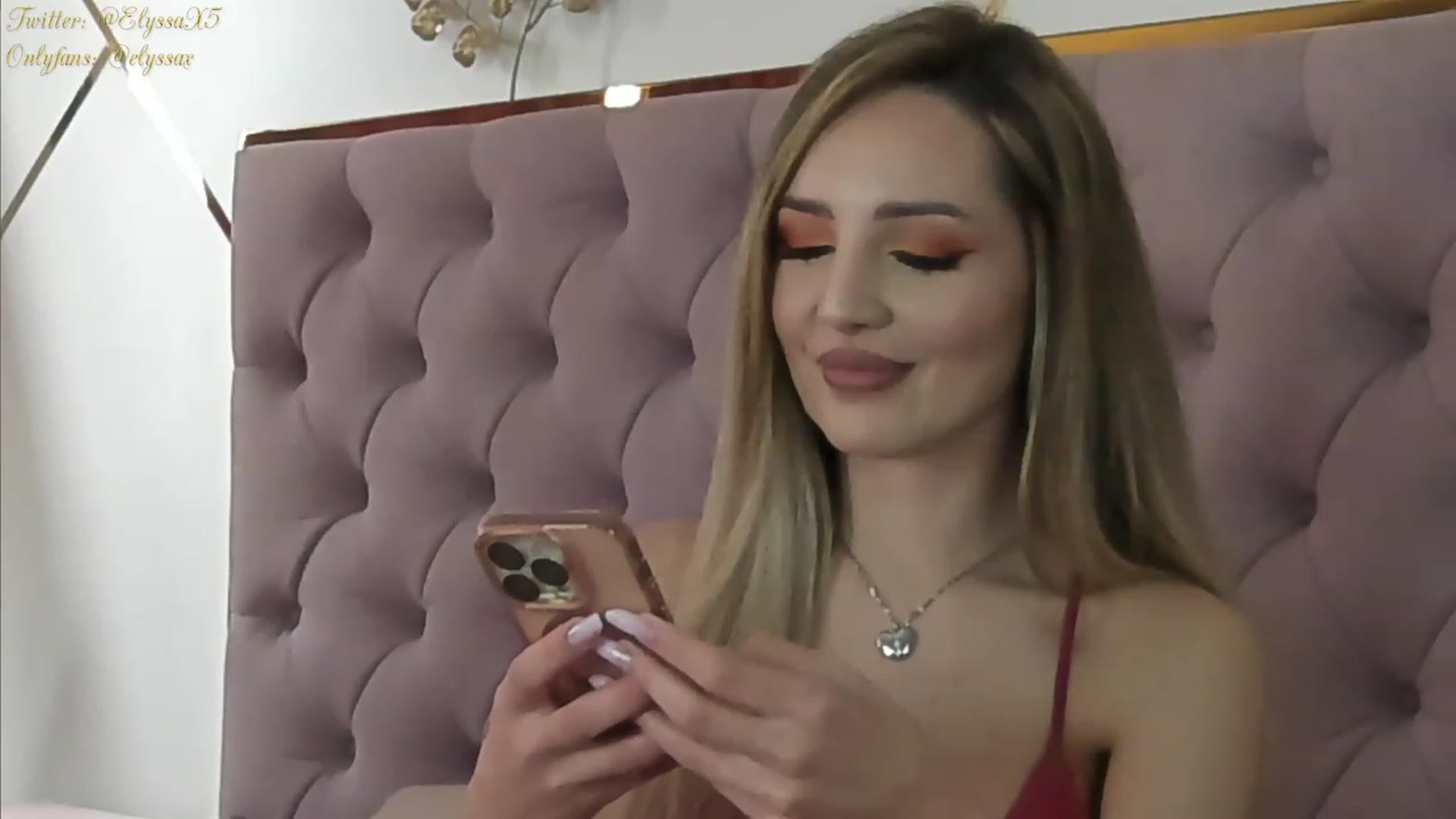 Gallery image thumbnail from Elyssa_'s myfreecams stream on, 10/09/2023, 16:53 image 2 of 20