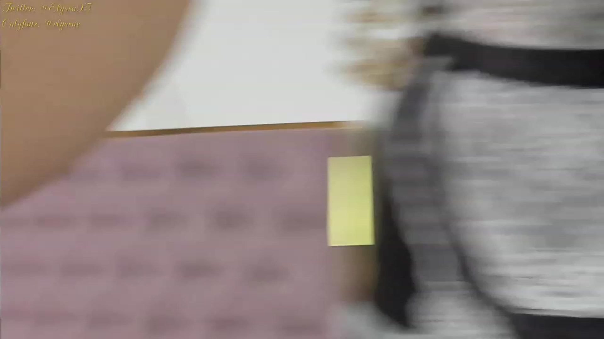 Gallery image thumbnail from Elyssa_'s myfreecams stream on, 10/24/2023, 15:10 image 10 of 20