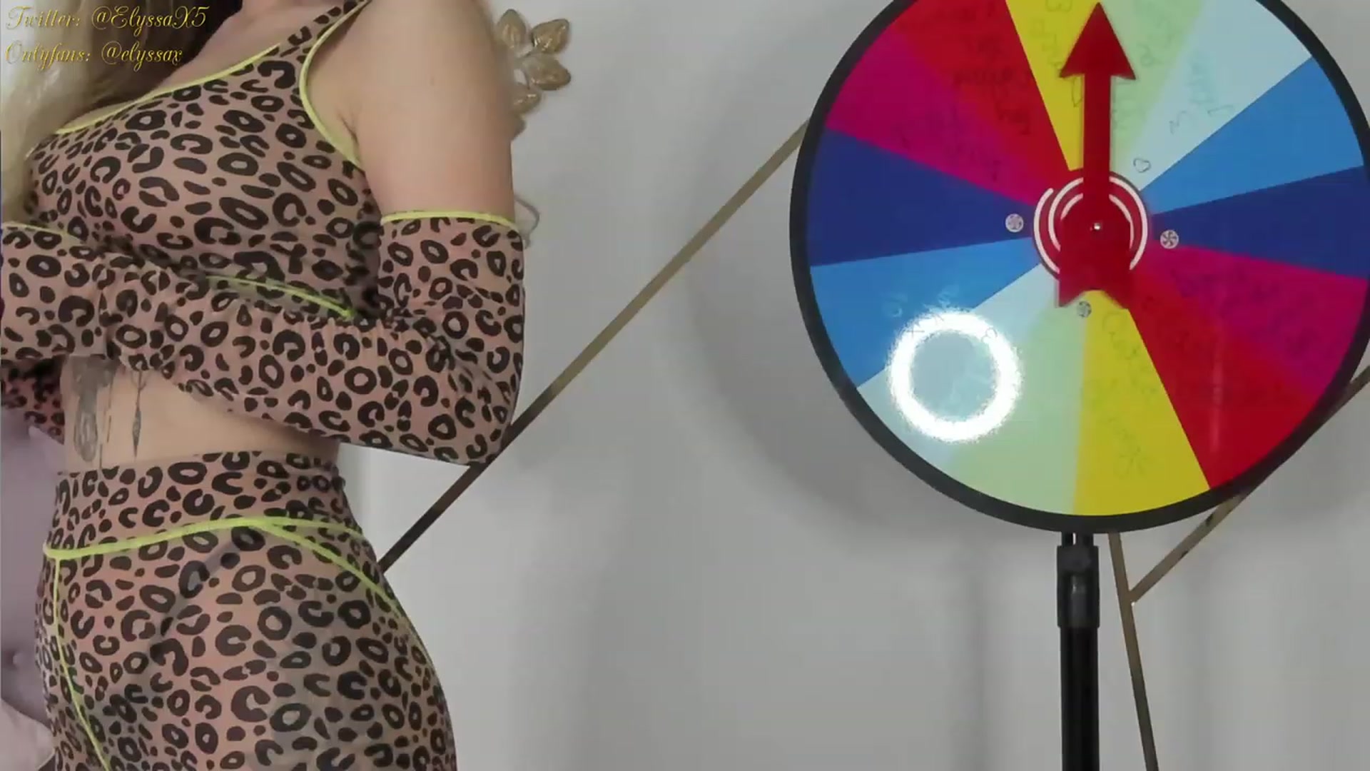Gallery image thumbnail from Elyssa_'s myfreecams stream on, 11/15/2023, 16:34 image 19 of 20