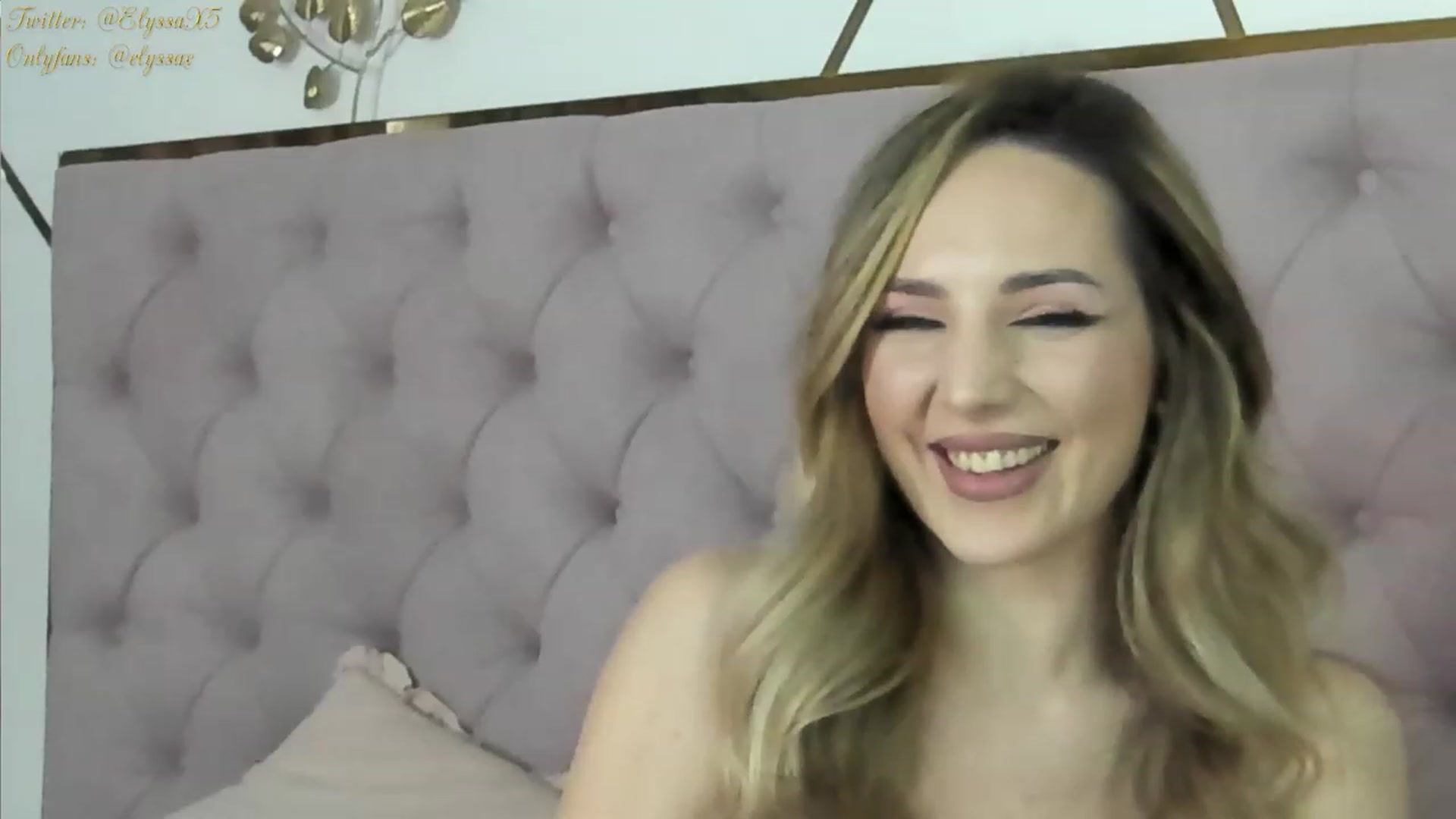 Gallery image thumbnail from Elyssa_'s myfreecams stream on, 12/05/2023, 14:41 image 19 of 20