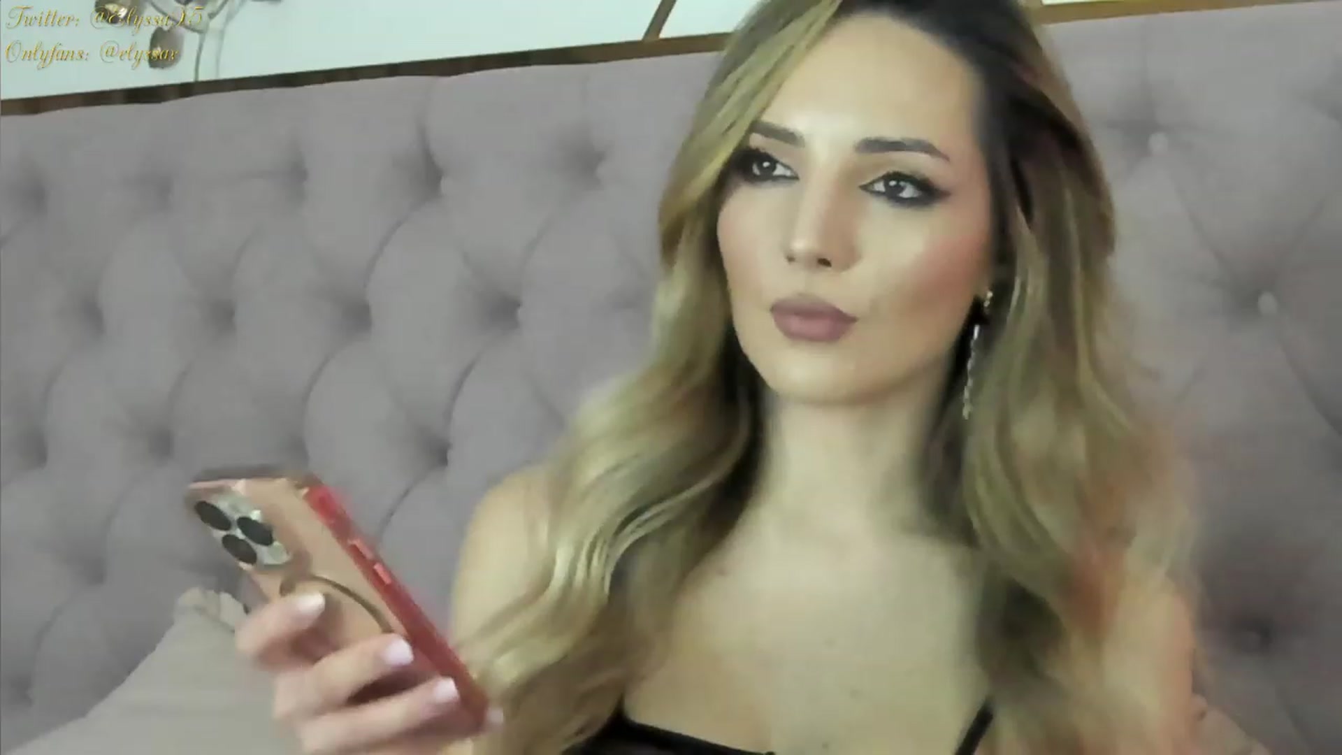 Gallery image thumbnail from Elyssa_'s myfreecams stream on, 12/05/2023, 15:13 image 16 of 20
