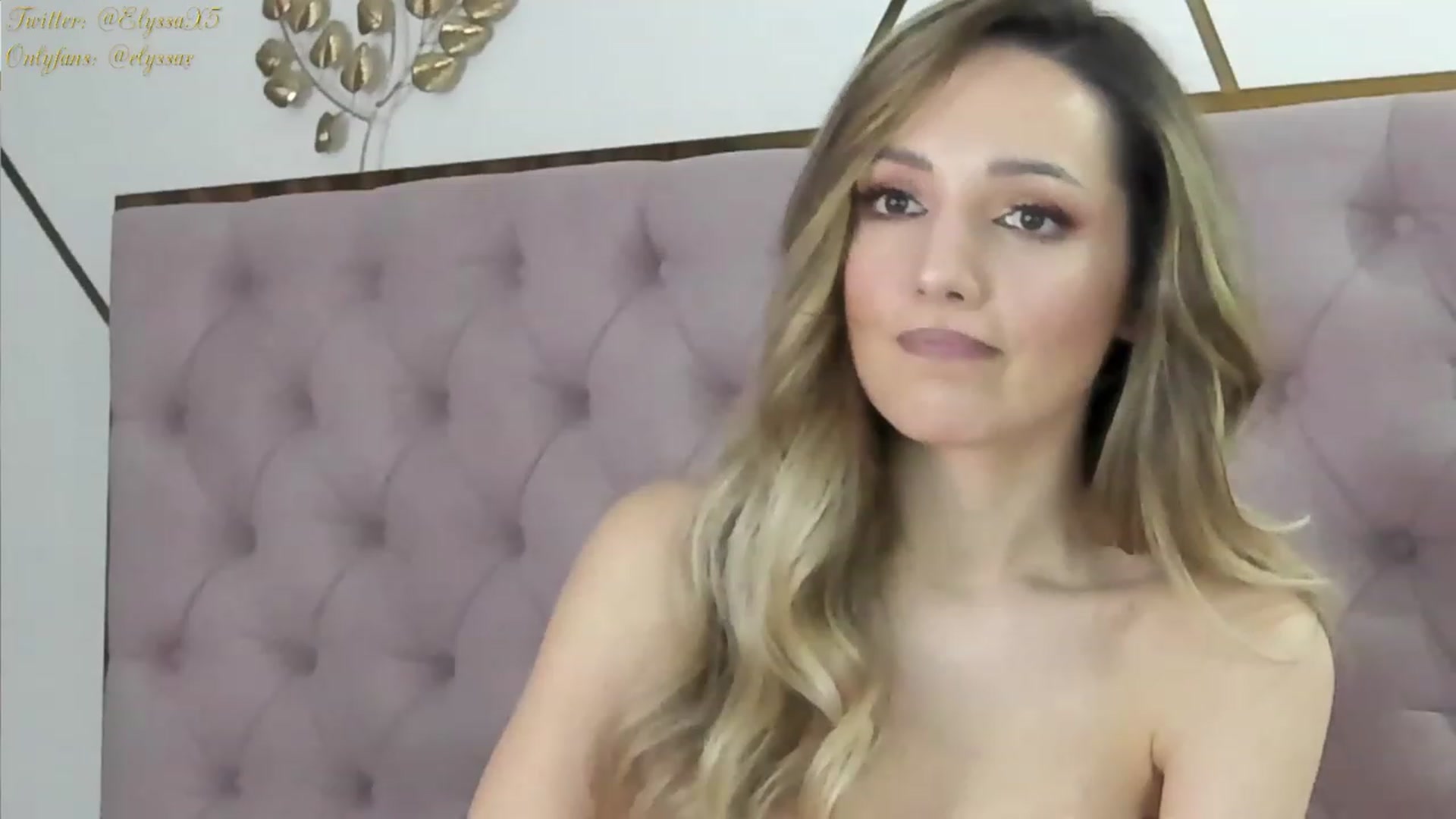 Gallery image thumbnail from Elyssa_'s myfreecams stream on, 01/05/2024, 16:37 image 17 of 20