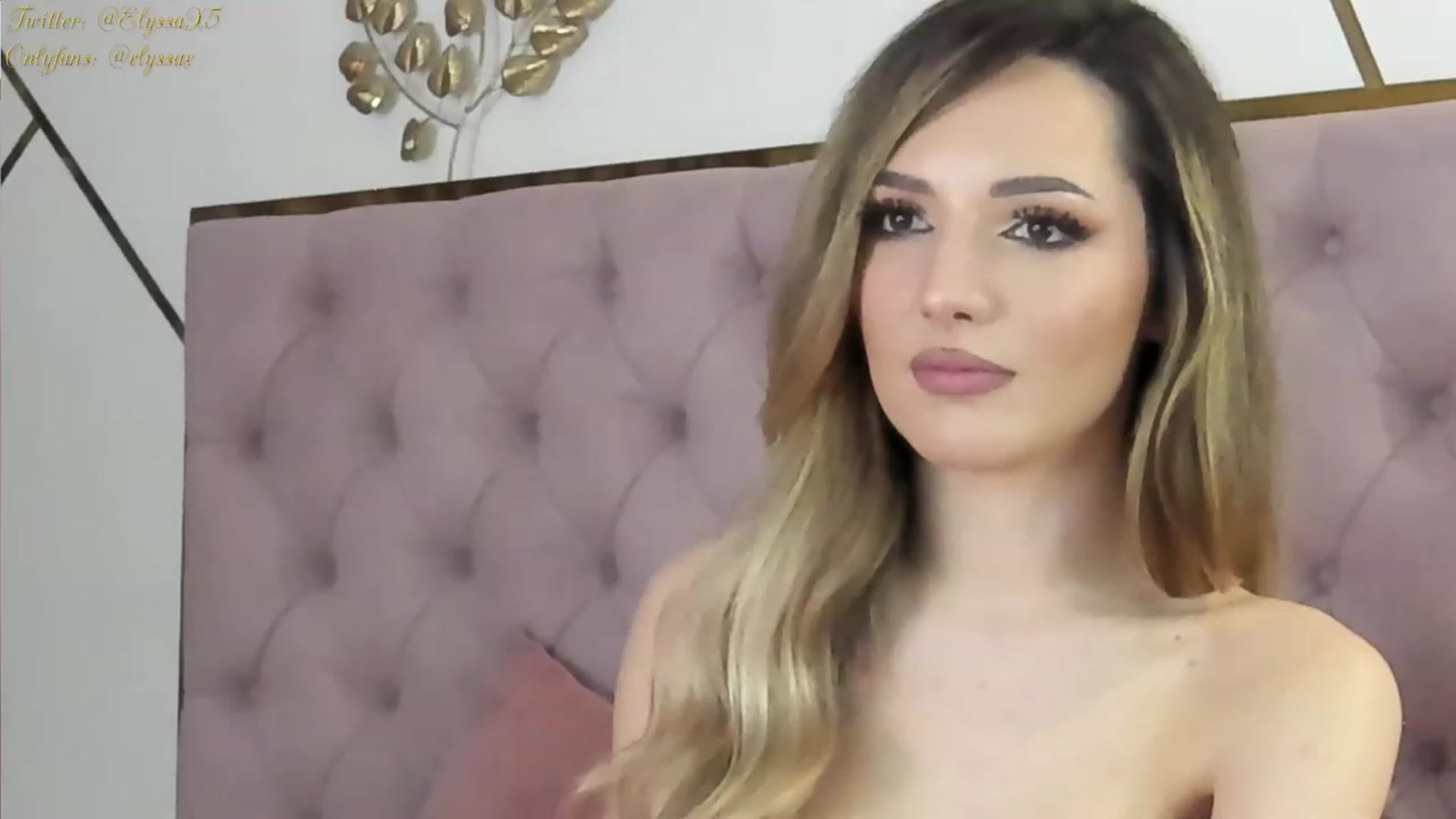 Gallery image thumbnail from Elyssa_'s myfreecams stream on, 02/11/2024, 16:31 image 8 of 20