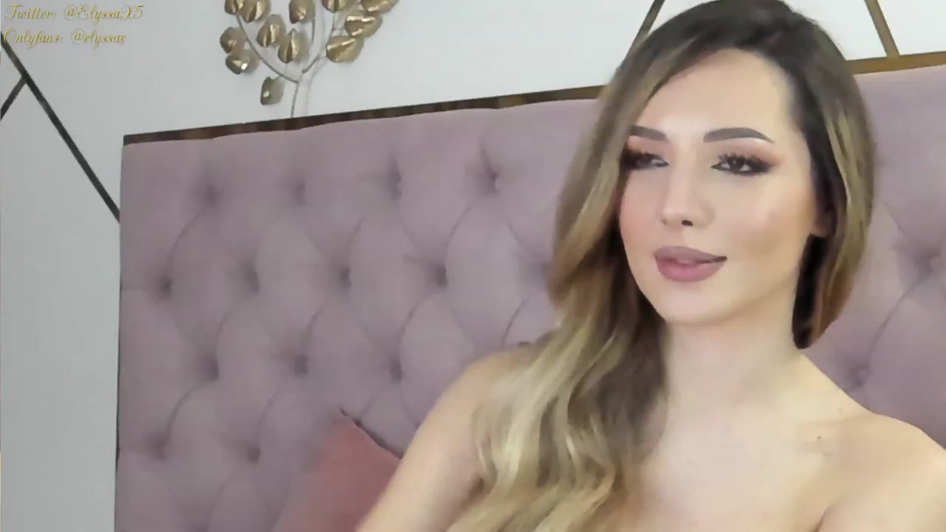 Gallery image thumbnail from Elyssa_'s myfreecams stream on, 02/11/2024, 16:31 image 6 of 20