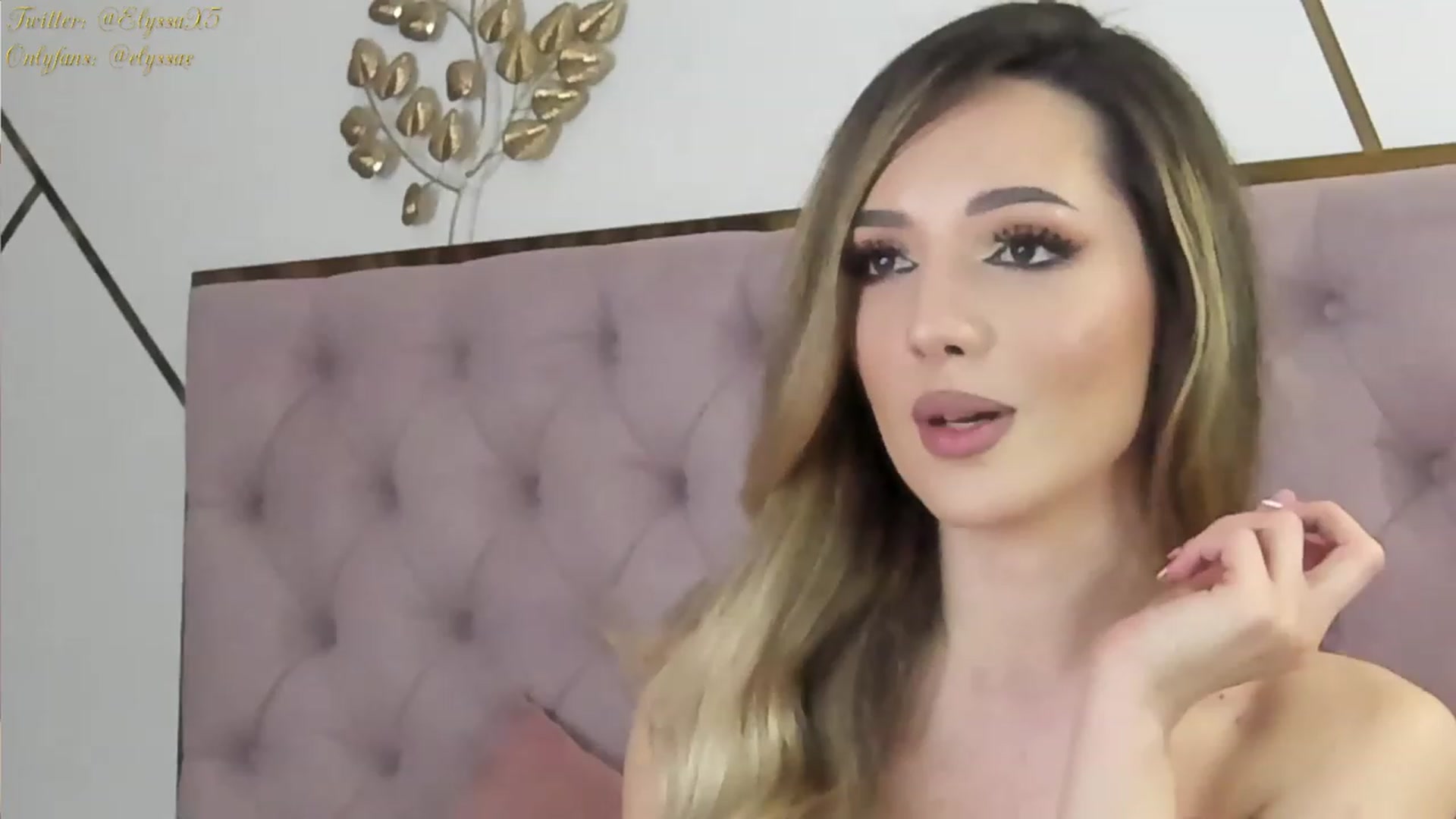 Gallery image thumbnail from Elyssa_'s myfreecams stream on, 02/11/2024, 16:31 image 12 of 20