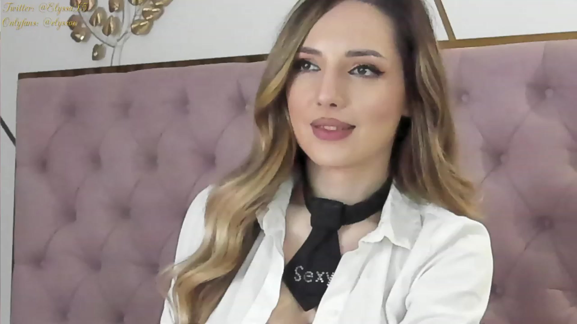 Gallery image thumbnail from Elyssa_'s myfreecams stream on, 03/05/2024, 19:03 image 8 of 20