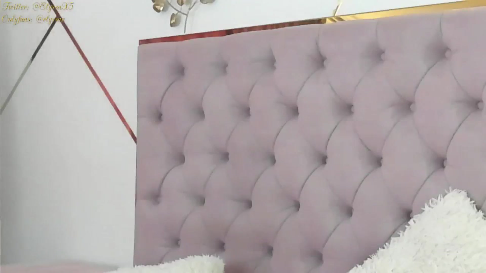 Gallery image thumbnail from Elyssa_'s myfreecams stream on, 05/28/2024, 08:22 image 19 of 20