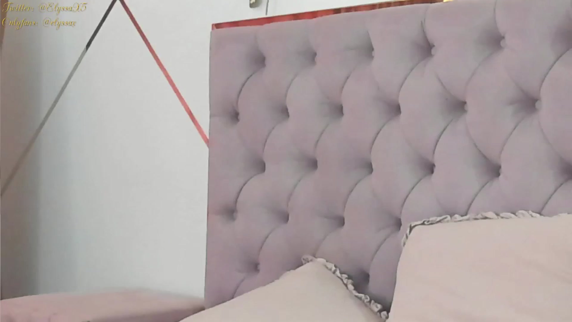 Gallery image thumbnail from Elyssa_'s myfreecams stream on, 06/03/2024, 13:14 image 10 of 20