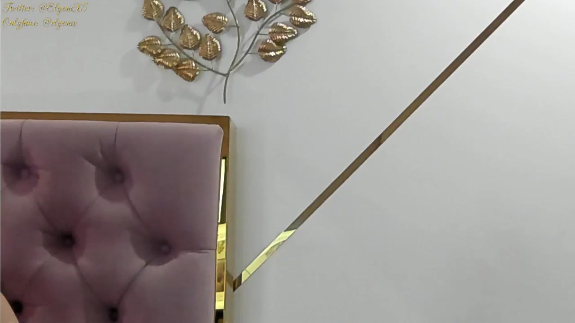 Gallery image thumbnail from Elyssa_'s myfreecams stream on, 09/26/2024, 10:49 image 16 of 20