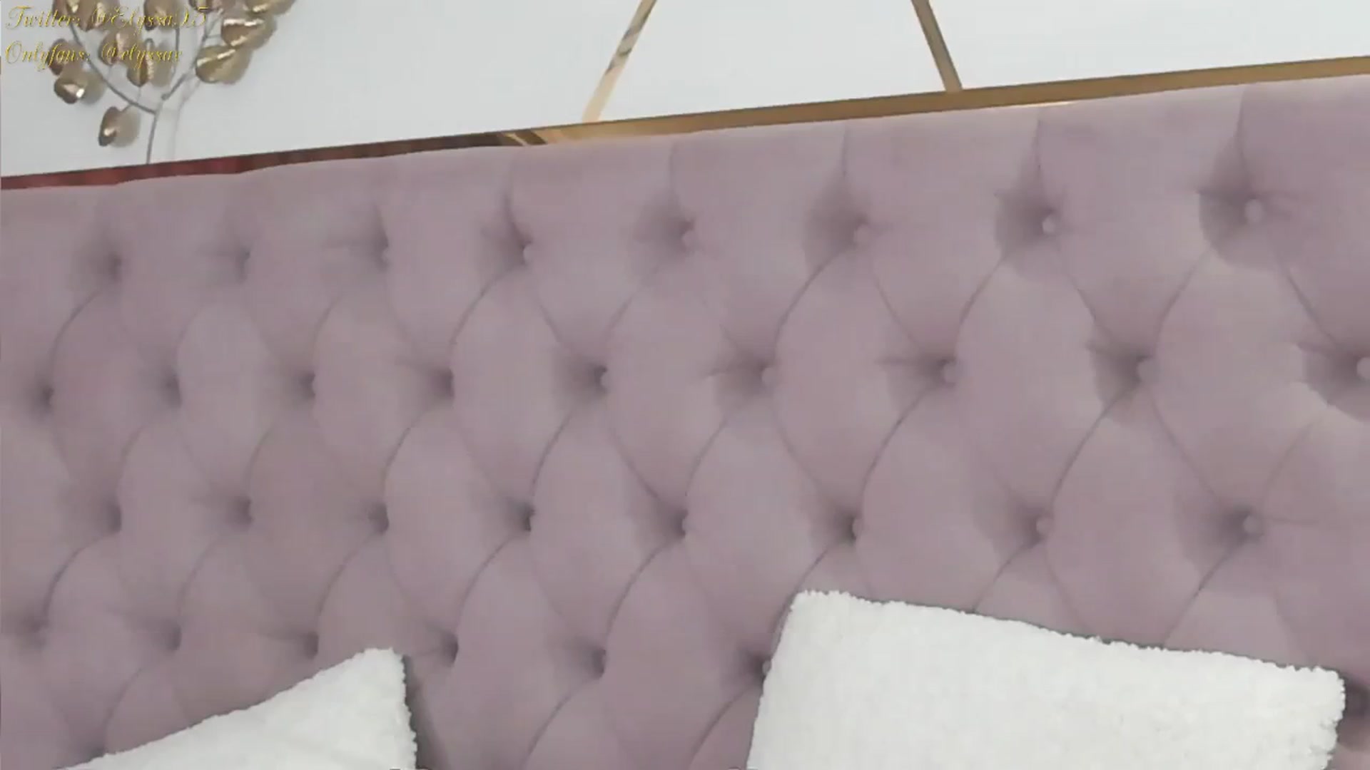 Gallery image thumbnail from Elyssa_'s myfreecams stream on, 10/10/2024, 15:15 image 14 of 20