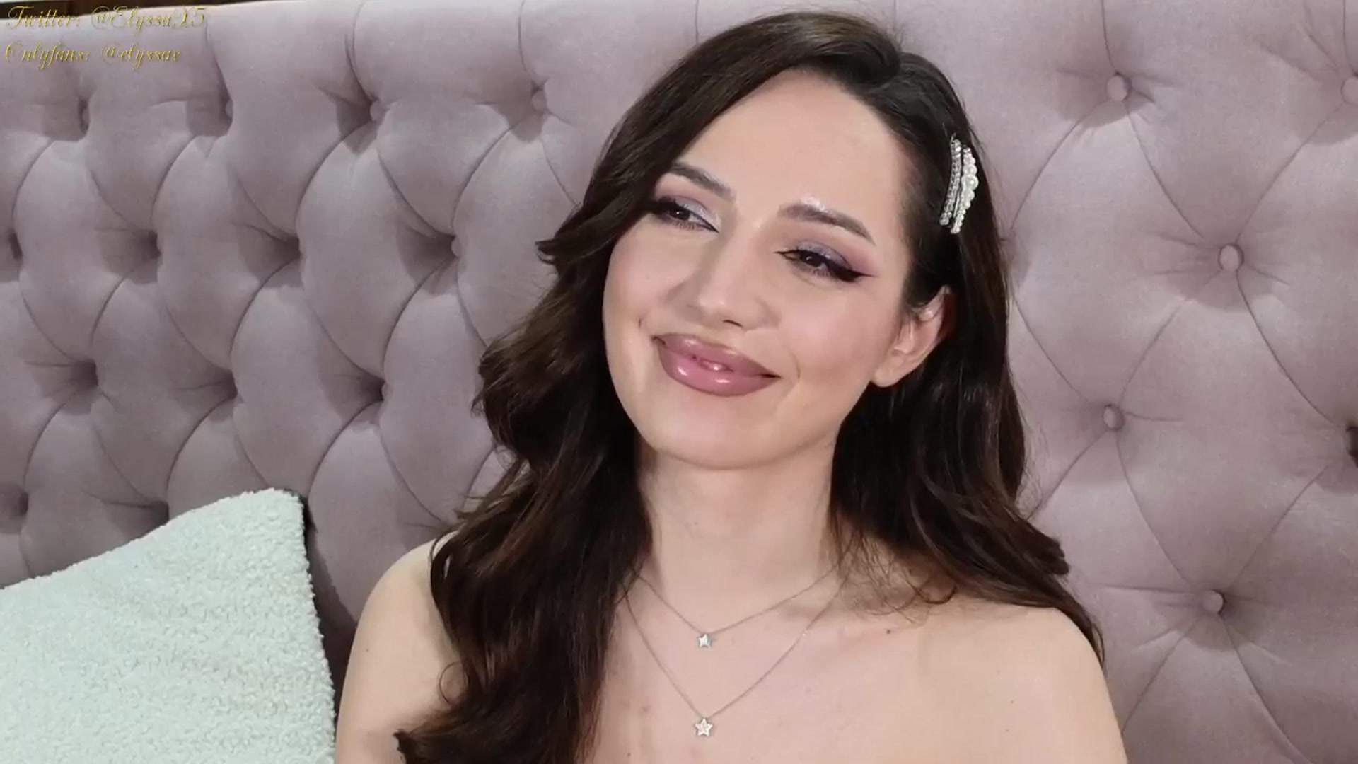 Gallery image thumbnail from Elyssa_'s myfreecams stream on, 01/08/2025, 15:29 image 14 of 20