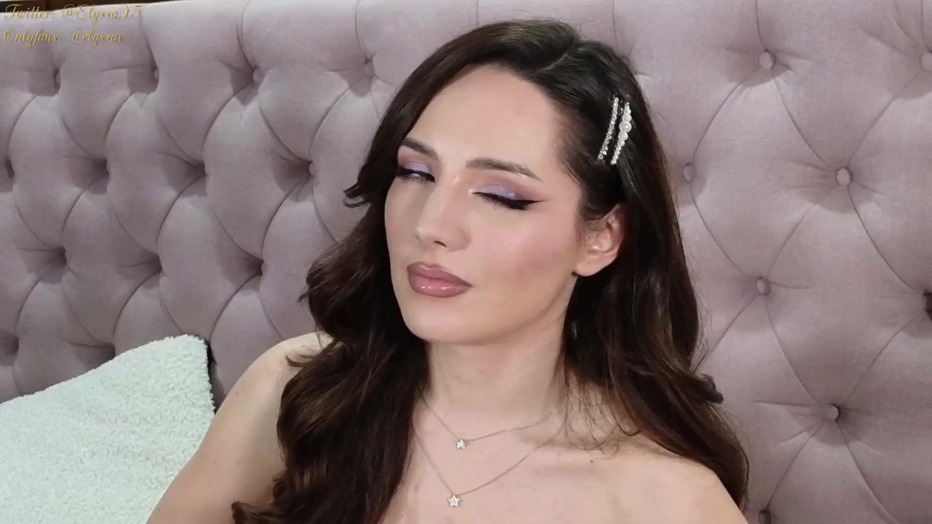 Gallery image thumbnail from Elyssa_'s myfreecams stream on, 01/08/2025, 15:29 image 12 of 20