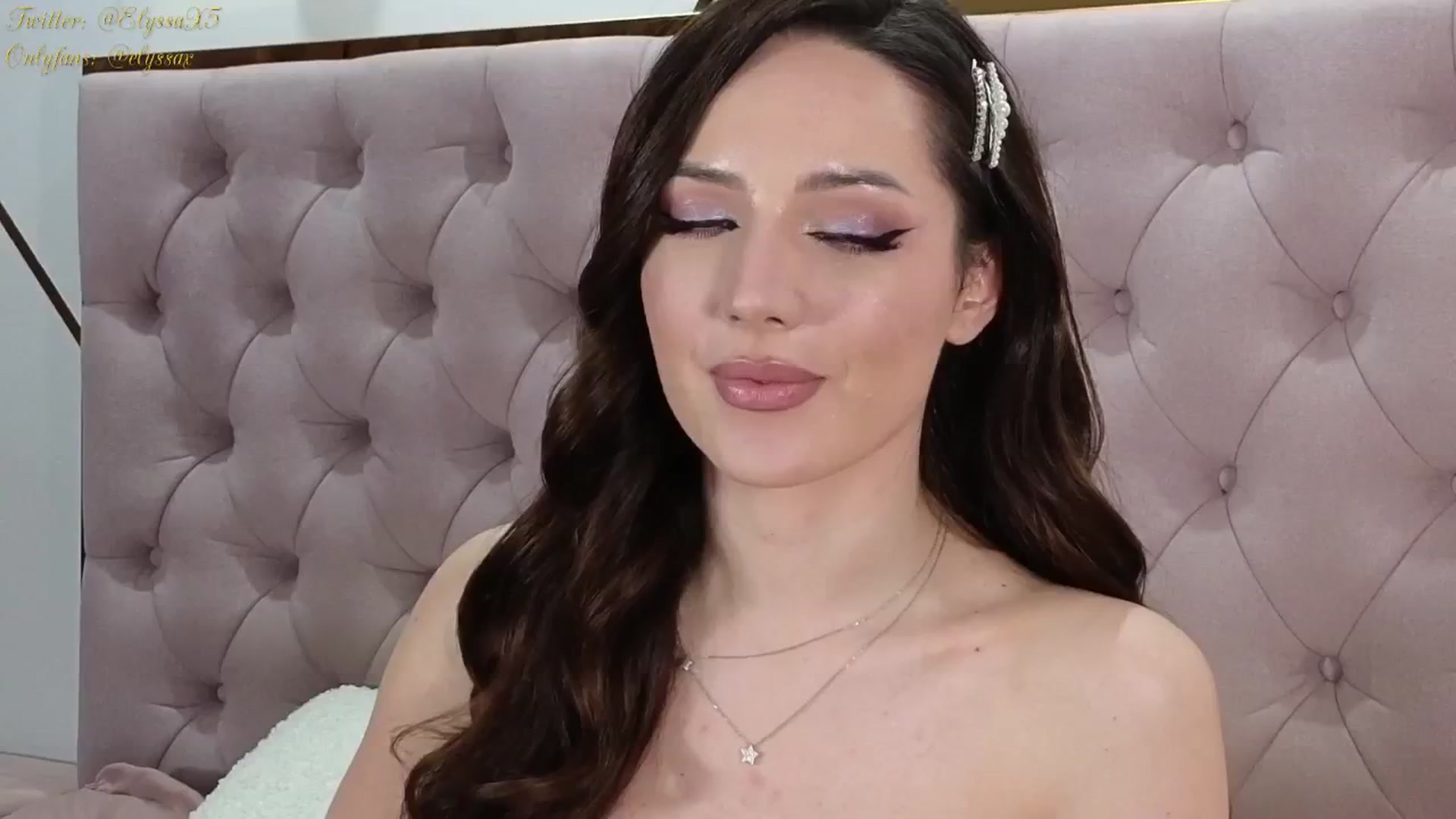 Gallery image thumbnail from Elyssa_'s myfreecams stream on, 01/08/2025, 18:19 image 1 of 20