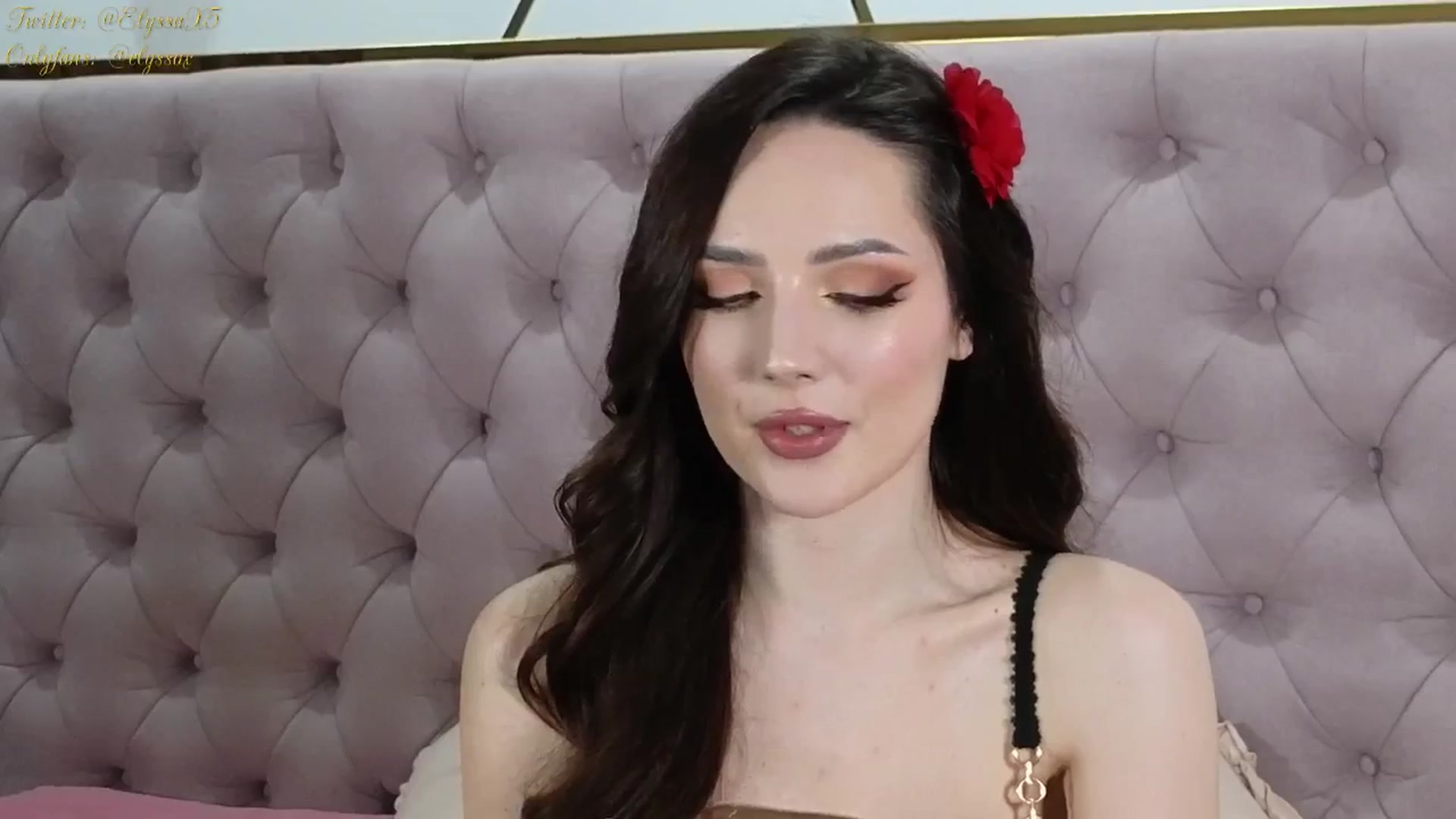 Gallery image thumbnail from Elyssa_'s myfreecams stream on, 01/27/2025, 17:31 image 18 of 20