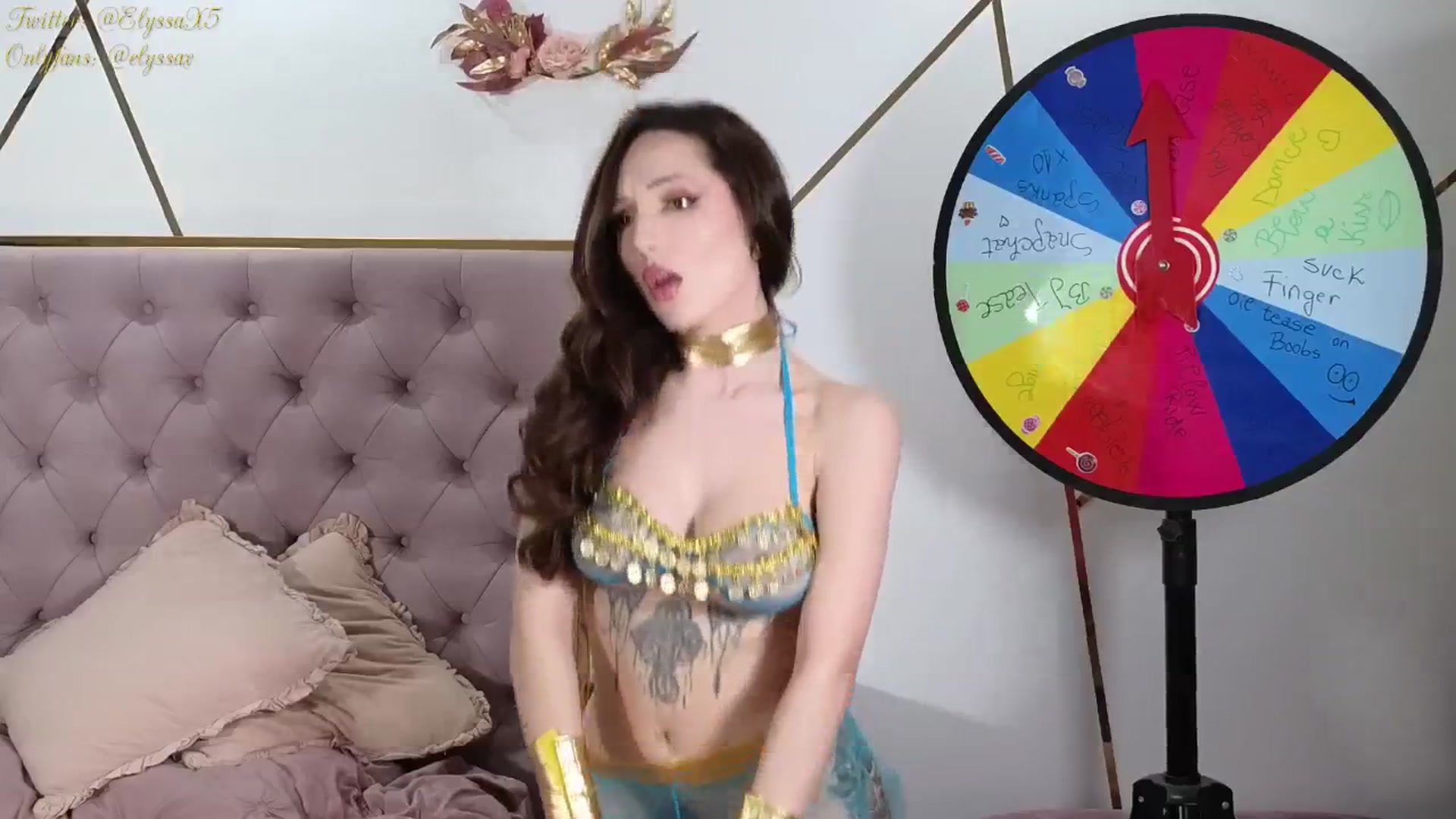 Gallery image thumbnail from Elyssa_'s myfreecams stream on, 02/03/2025, 16:21 image 13 of 20