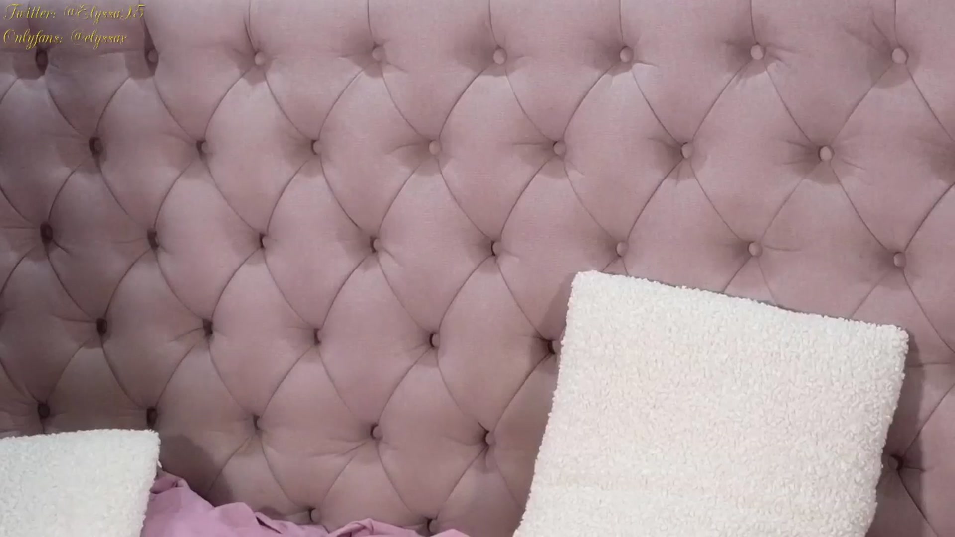 Gallery image thumbnail from Elyssa_'s myfreecams stream on, 05/28/2025, 15:15 image 2 of 20