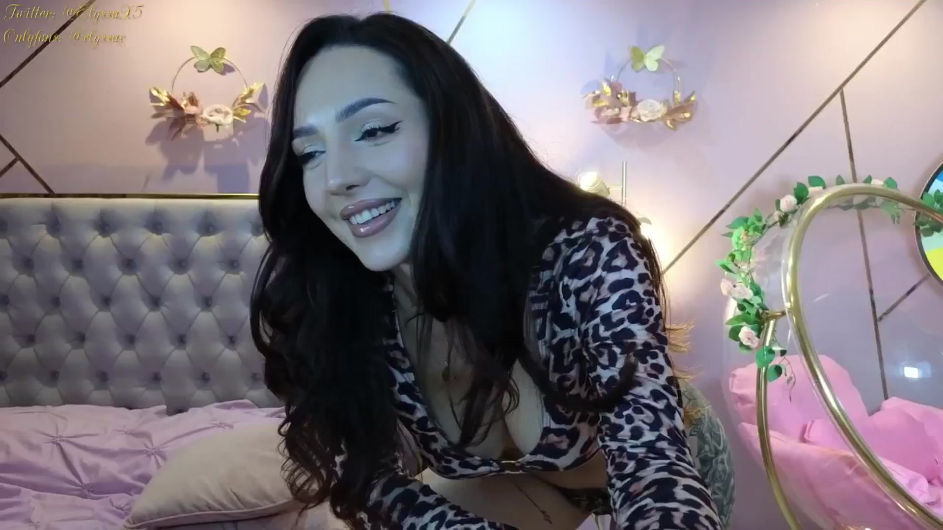 Gallery image thumbnail from Elyssa_'s myfreecams stream on, 11/13/2025, 19:51 image 11 of 20
