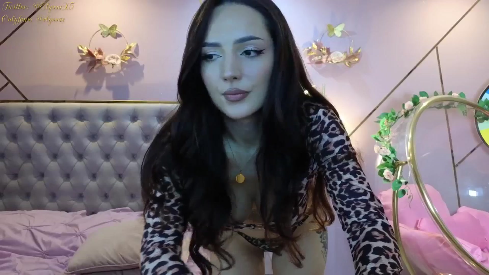 Gallery image thumbnail from Elyssa_'s myfreecams stream on, 11/13/2025, 19:51 image 18 of 20