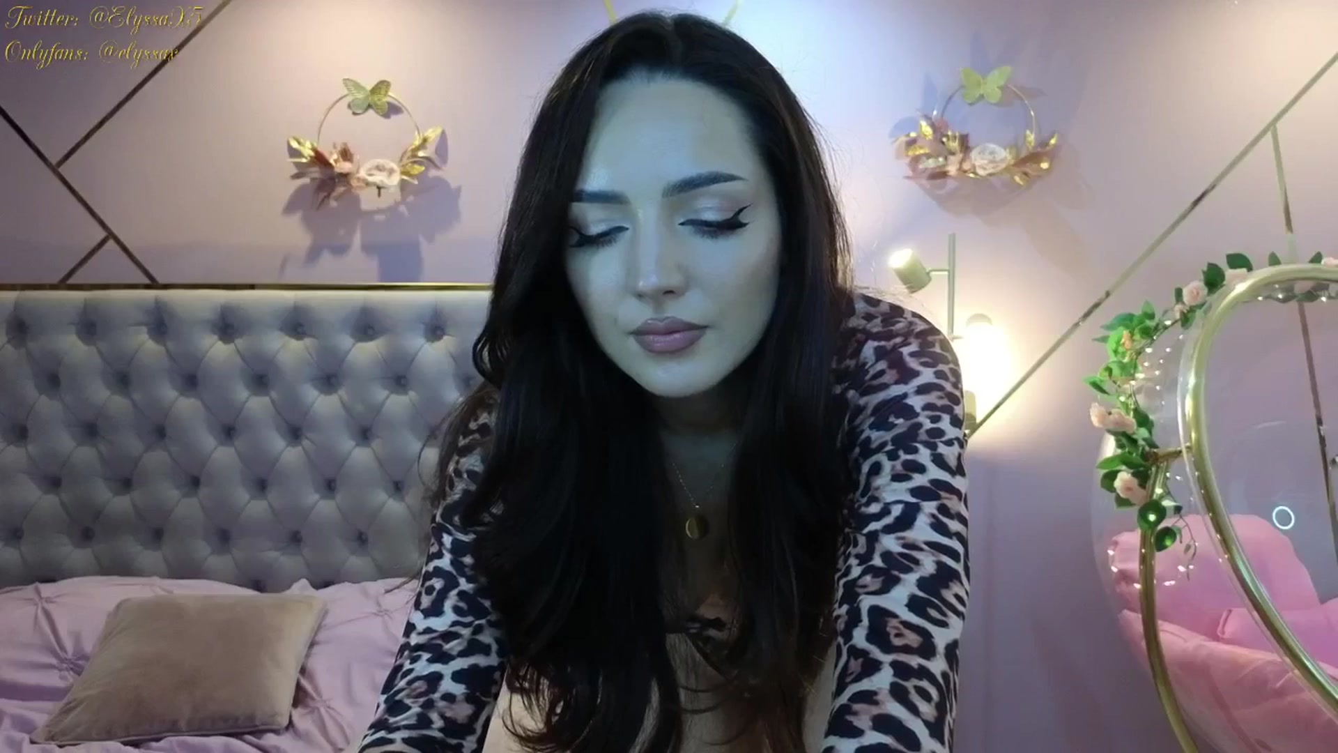 Gallery image thumbnail from Elyssa_'s myfreecams stream on, 11/13/2025, 22:21 image 20 of 20
