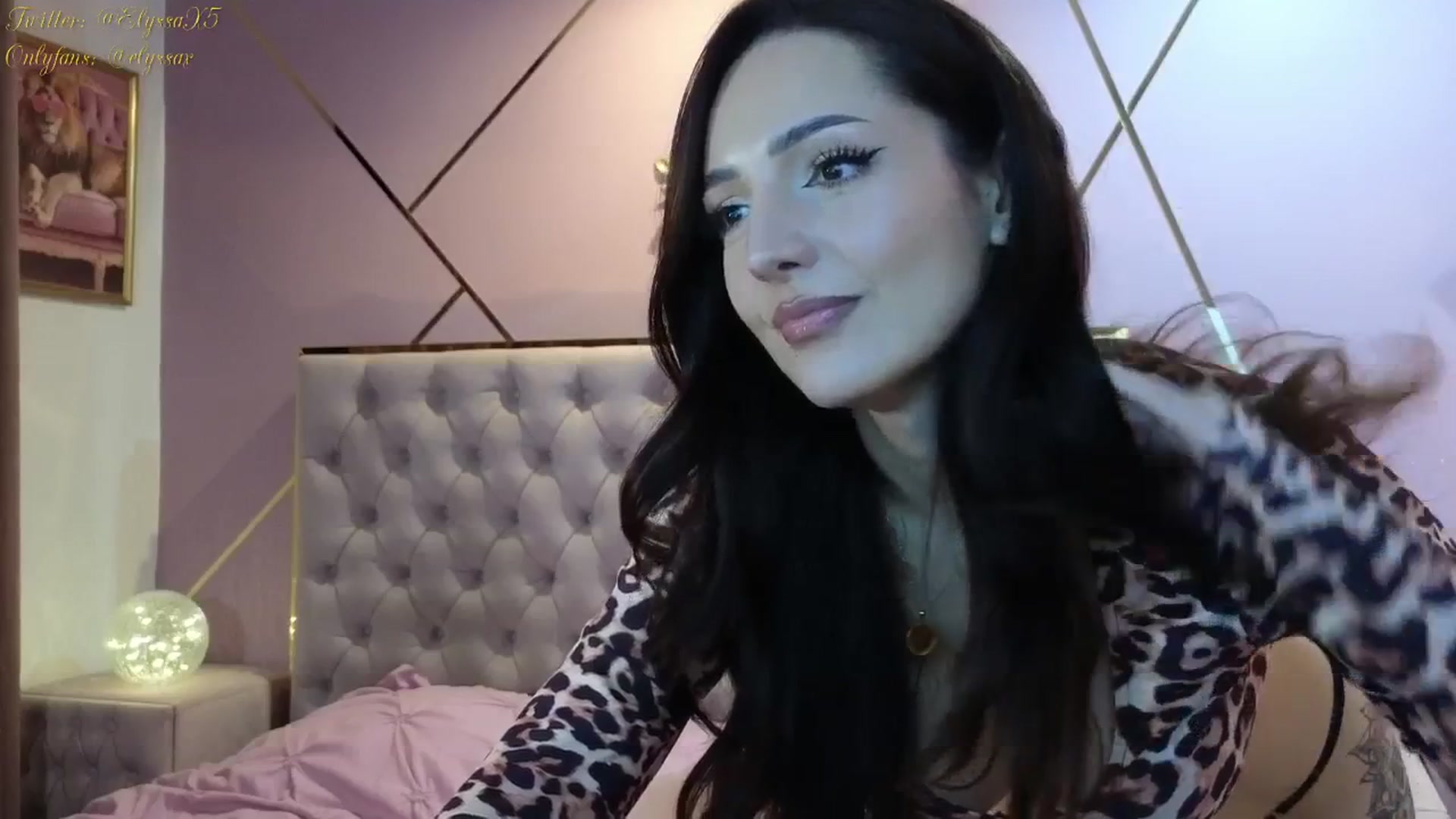 Gallery image thumbnail from Elyssa_'s myfreecams stream on, 11/15/2025, 22:04 image 5 of 20