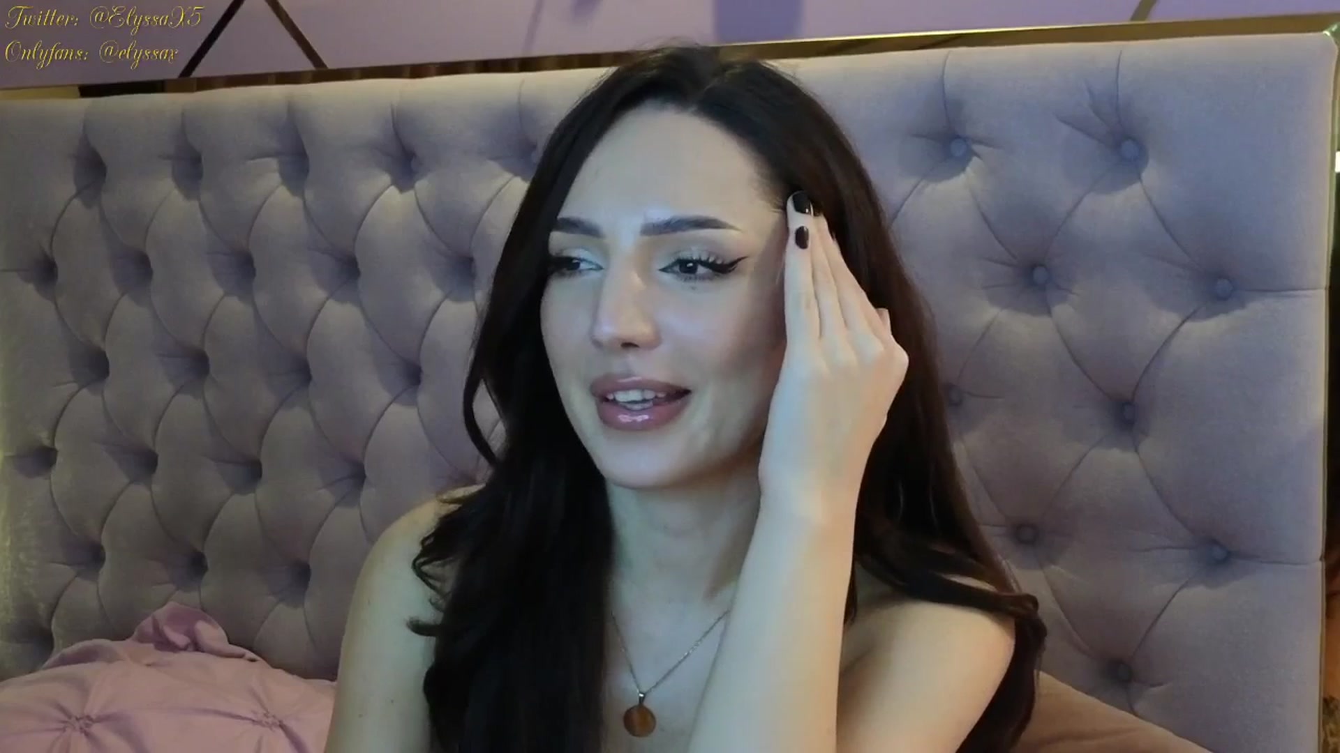 Gallery image thumbnail from Elyssa_'s myfreecams stream on, 11/16/2025, 24:21 image 20 of 20