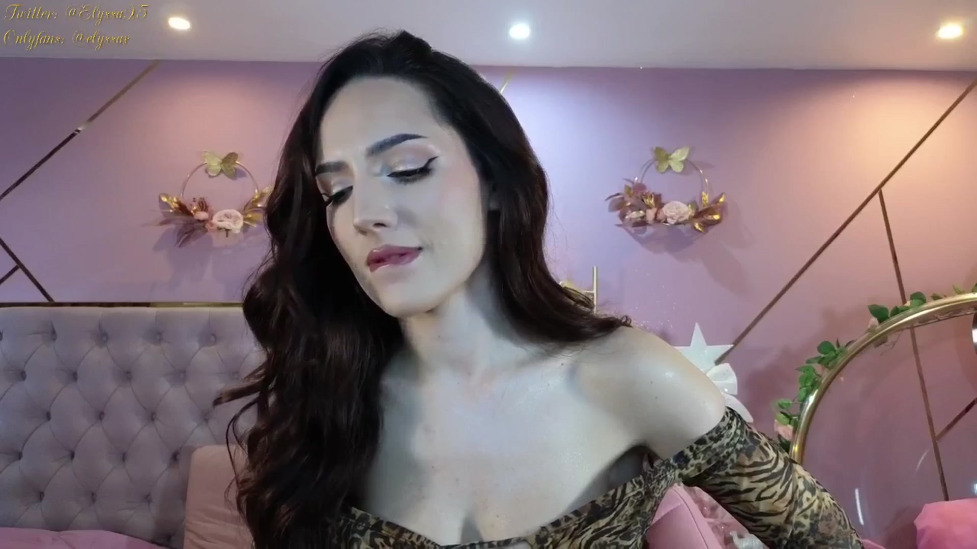 Gallery image thumbnail from Elyssa_'s myfreecams stream on, 01/09/2026, 13:53 image 15 of 20
