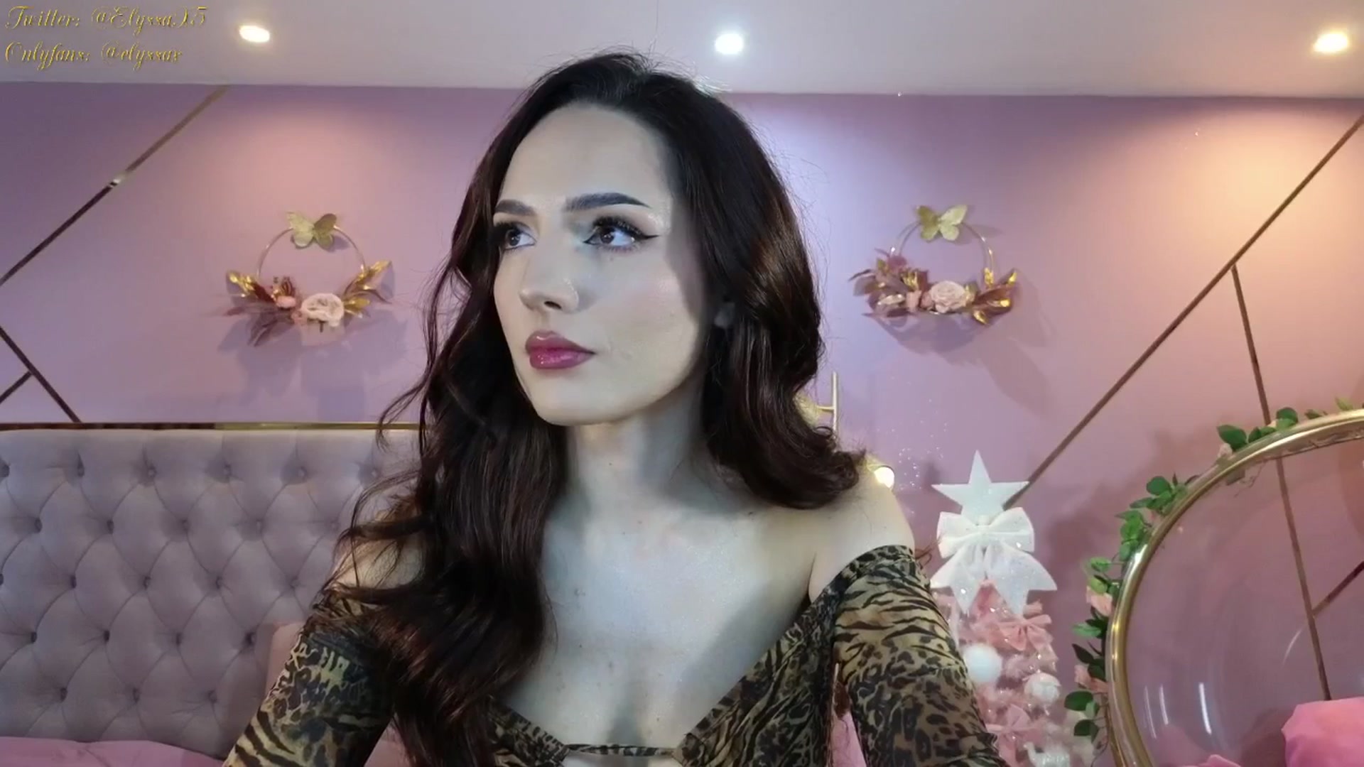 Gallery image thumbnail from Elyssa_'s myfreecams stream on, 01/09/2026, 13:53 image 11 of 20