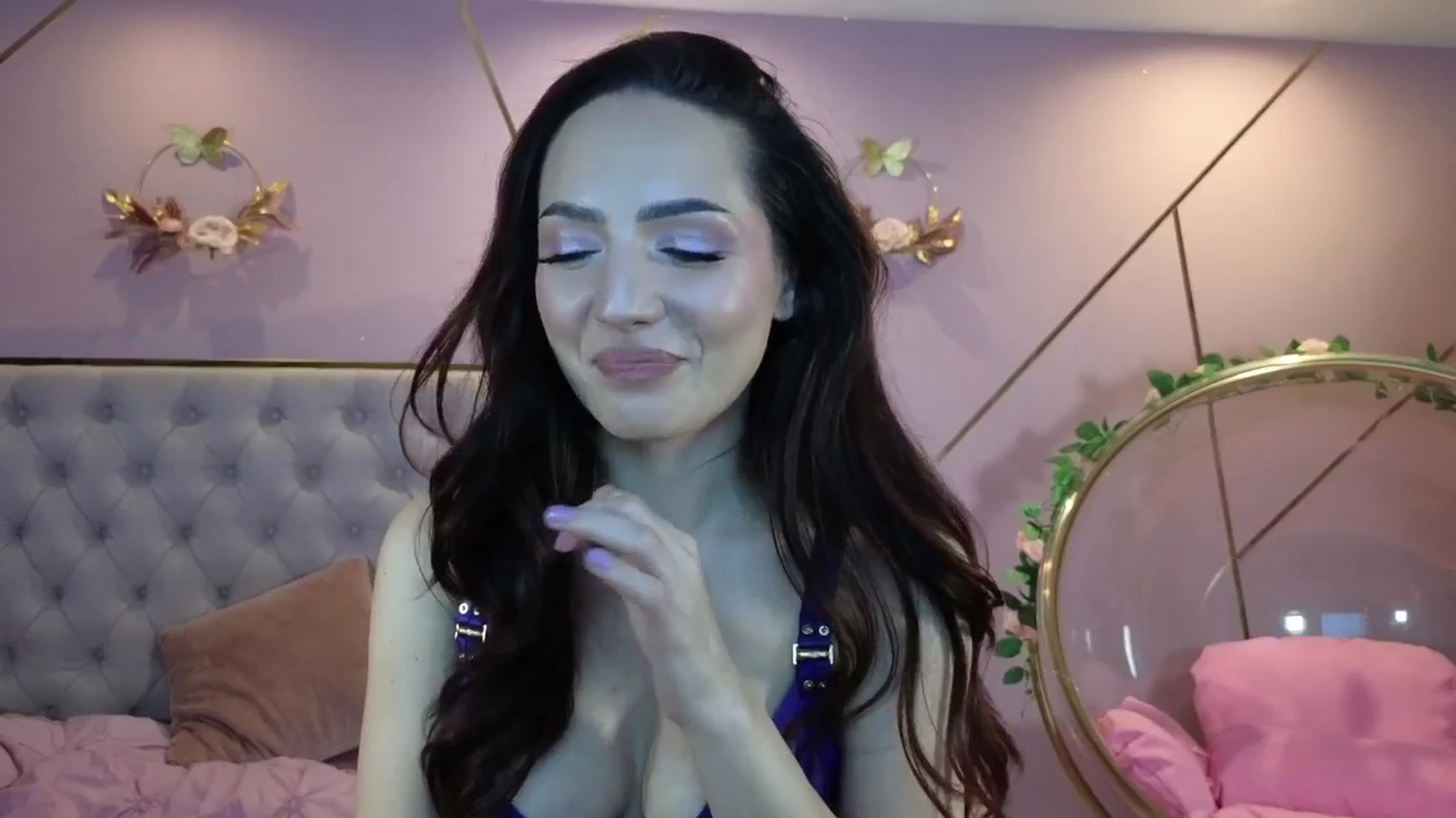 Gallery image thumbnail from Elyssa_'s myfreecams stream on, 01/13/2026, 15:28 image 3 of 20