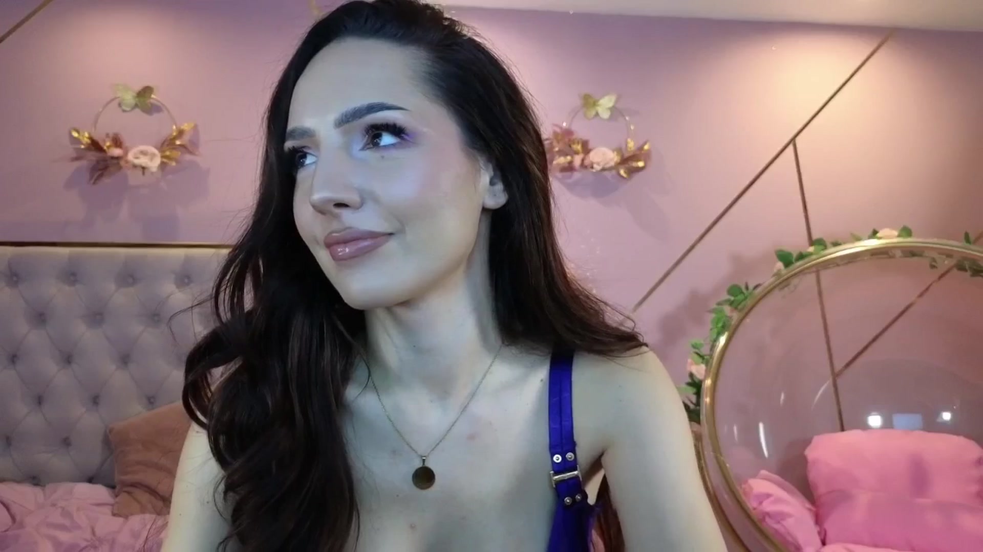 Gallery image thumbnail from Elyssa_'s myfreecams stream on, 01/13/2026, 15:28 image 2 of 20