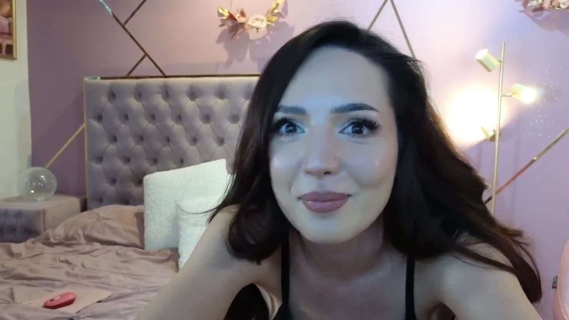 Gallery image thumbnail from Elyssa_'s myfreecams stream on, 02/06/2026, 15:01 image 13 of 20