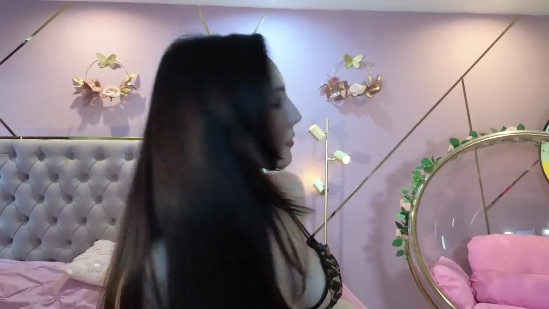 Gallery image thumbnail from Elyssa_'s myfreecams stream on, 03/16/2026, 13:15 image 8 of 20