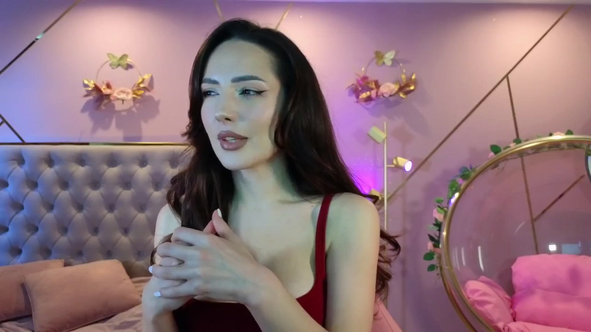 Gallery image thumbnail from Elyssa_'s myfreecams stream on, 04/03/2026, 13:59 image 3 of 20