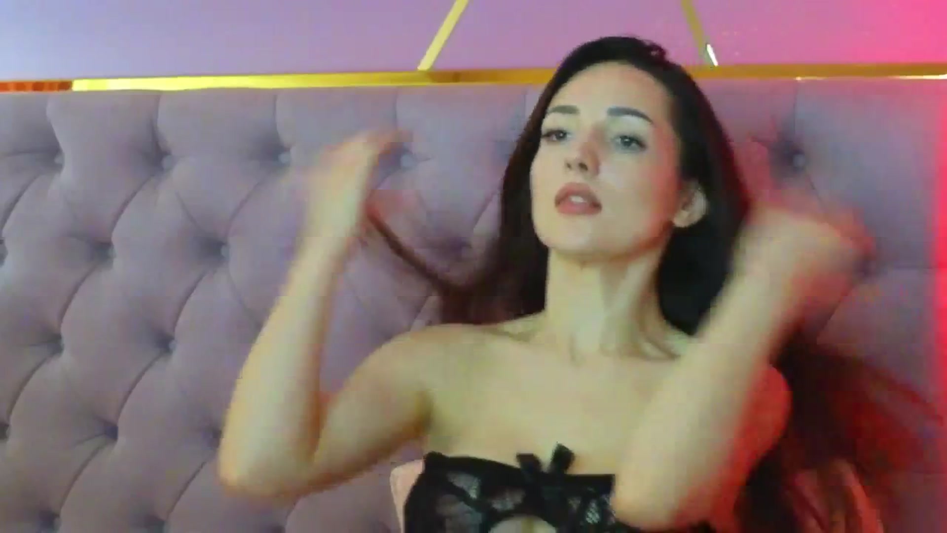 Gallery image thumbnail from Elyssa_'s myfreecams stream on, 04/24/2026, 07:08 image 5 of 20