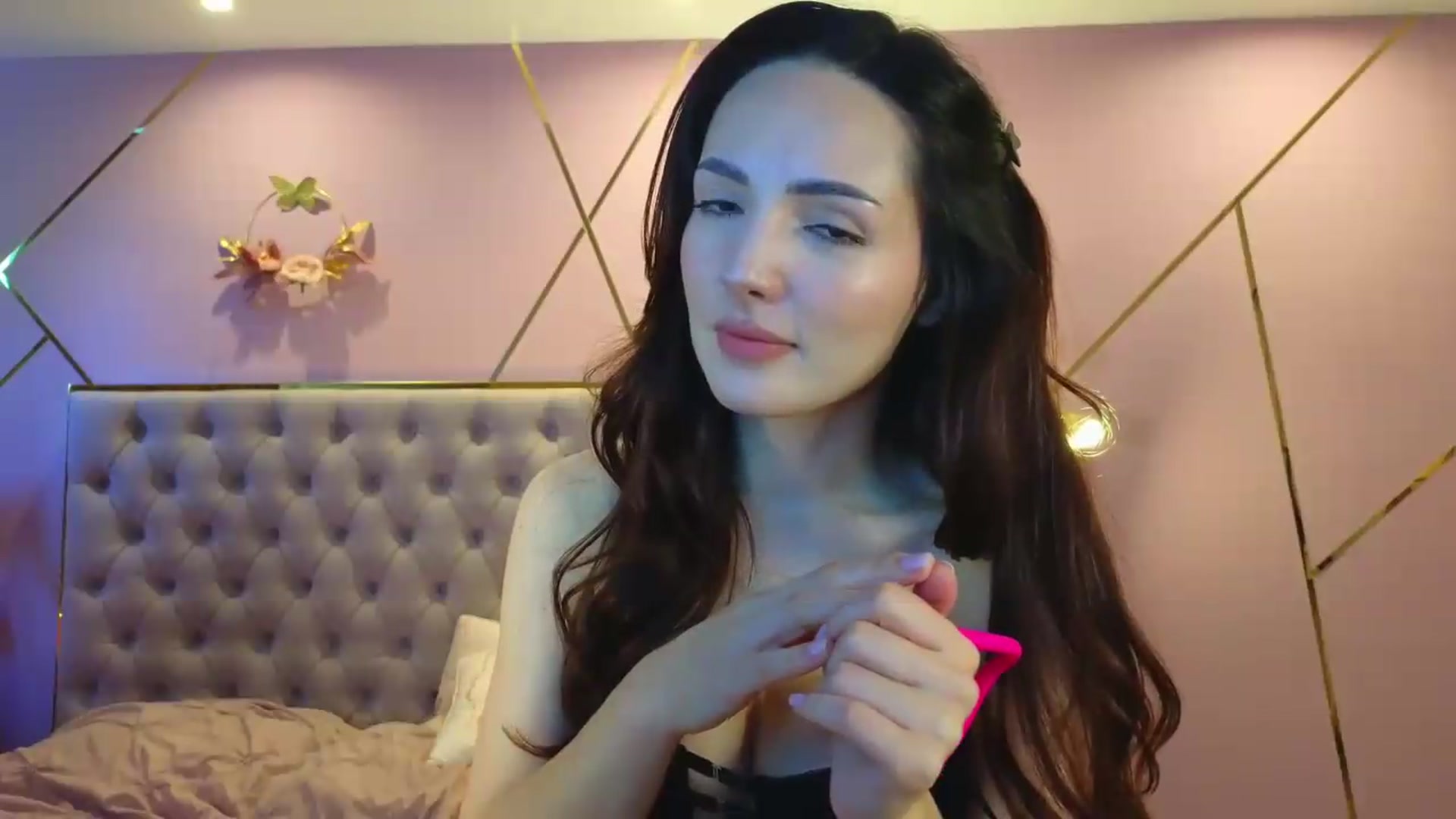 Gallery image thumbnail from Elyssa_'s myfreecams stream on, 05/06/2026, 06:48 image 20 of 20