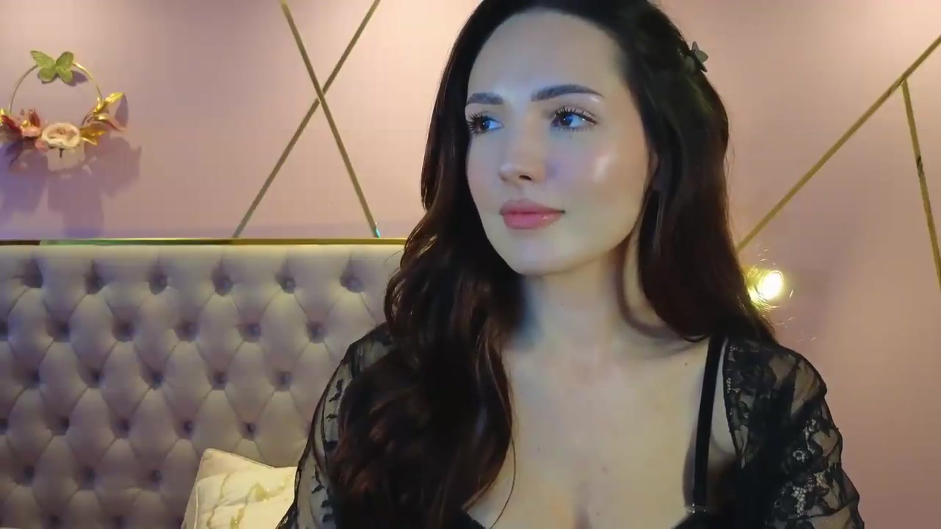 Gallery image thumbnail from Elyssa_'s myfreecams stream on, 05/06/2026, 06:48 image 12 of 20