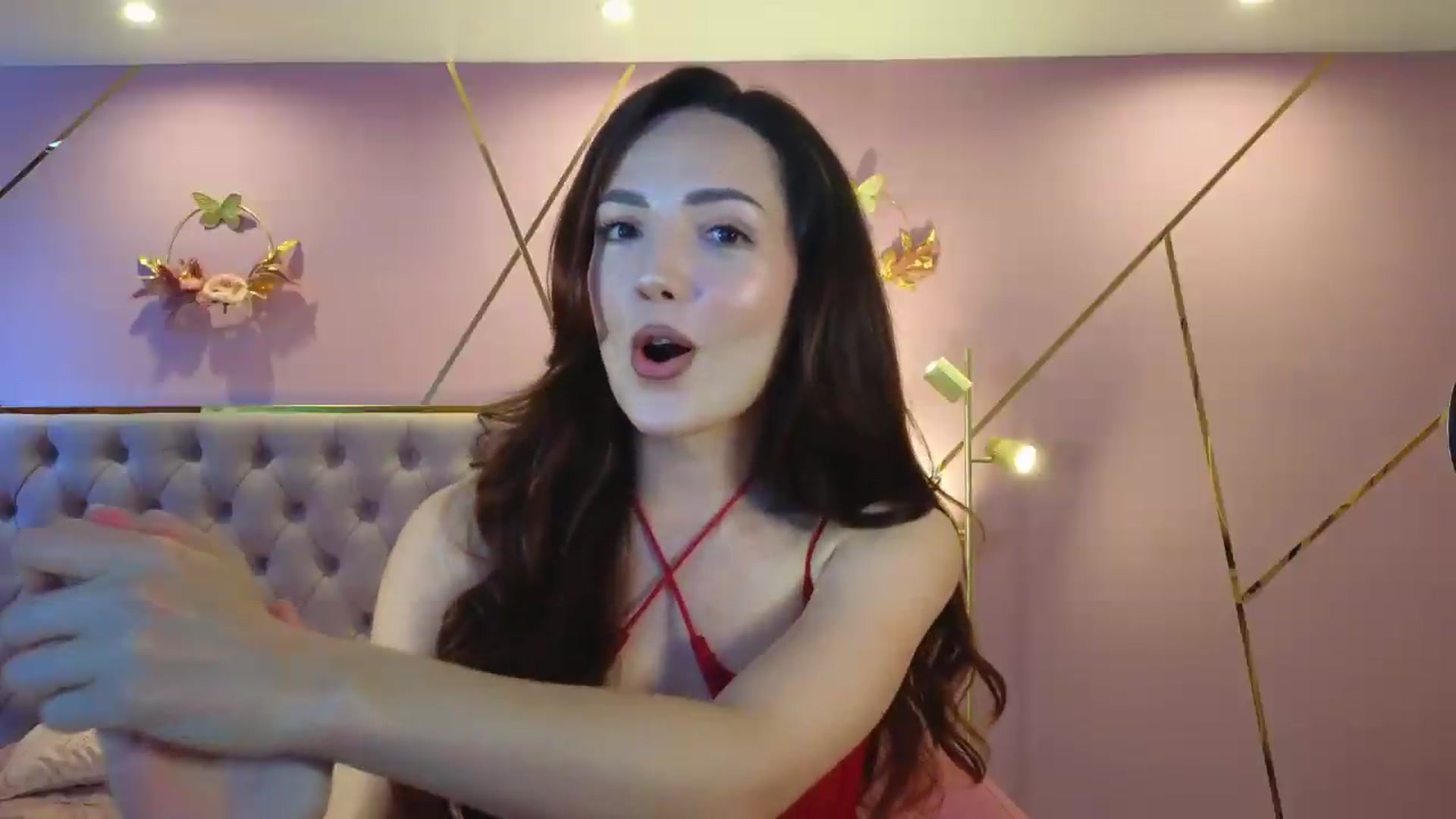 Gallery image thumbnail from Elyssa_'s myfreecams stream on, 05/12/2026, 08:05 image 14 of 20
