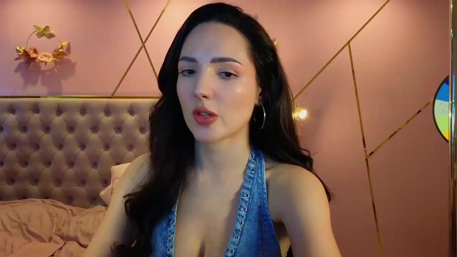 Gallery image thumbnail from Elyssa_'s myfreecams stream on, 05/21/2026, 10:15 image 8 of 20
