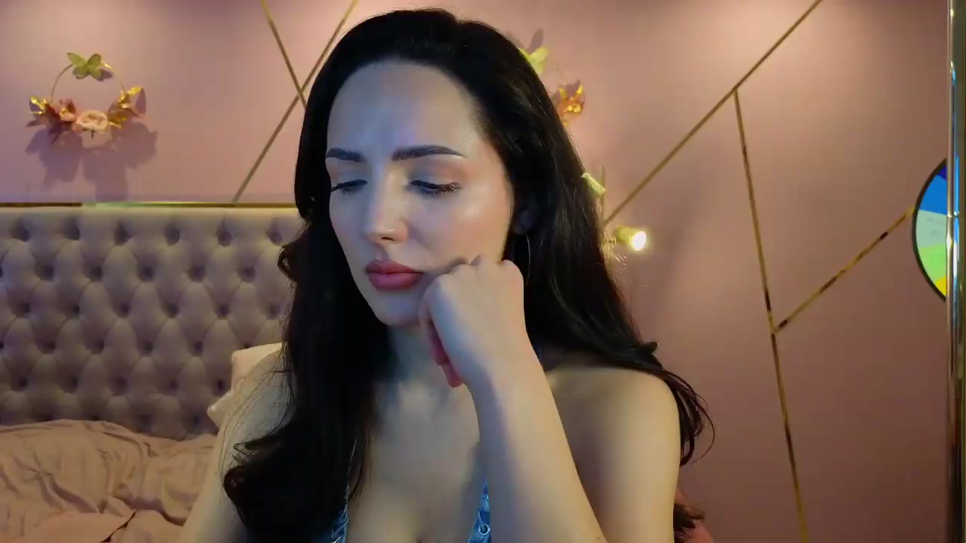 Gallery image thumbnail from Elyssa_'s myfreecams stream on, 05/21/2026, 10:15 image 13 of 20